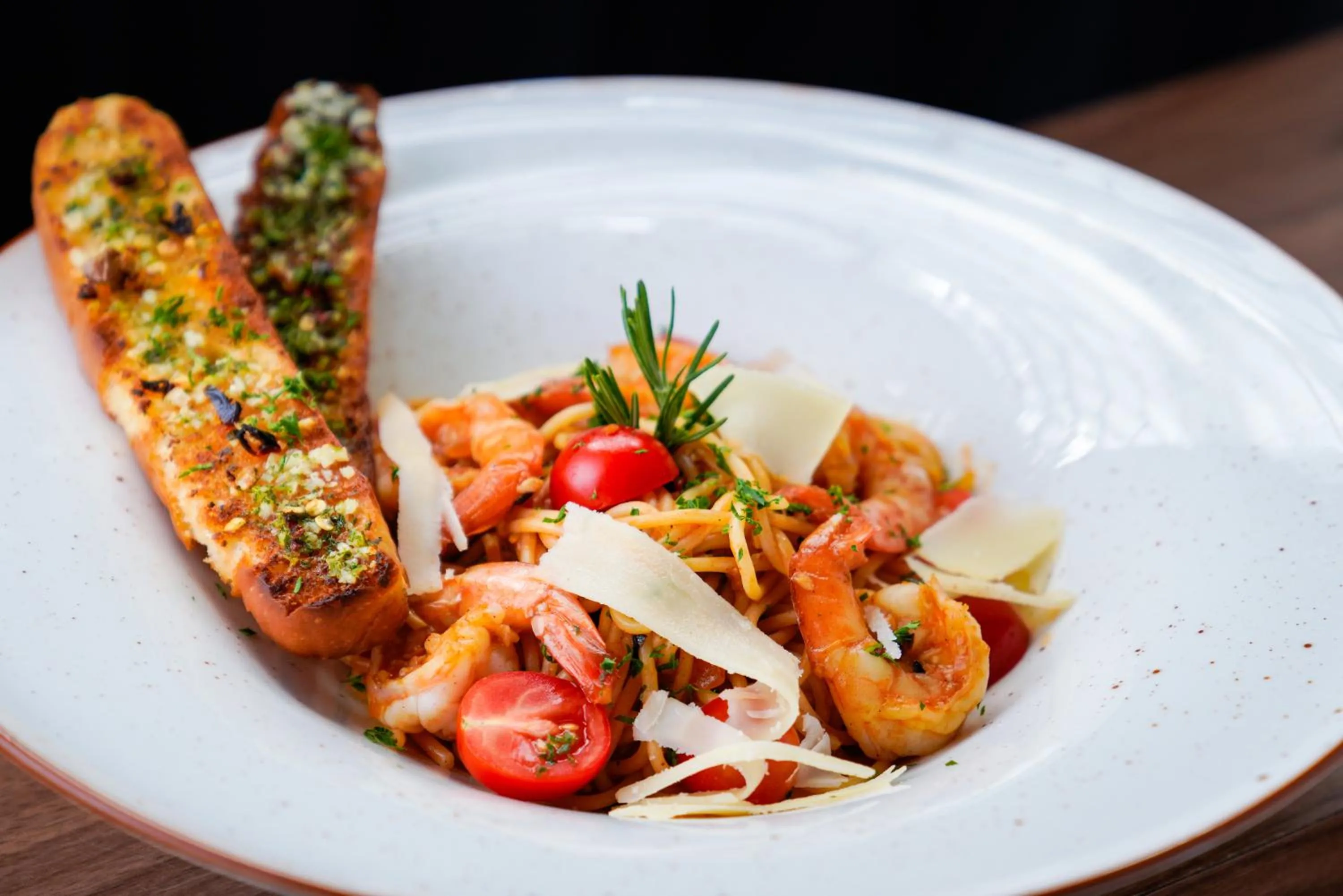 Food and drinks in Amoravida By 7 Apple Resorts, Goa