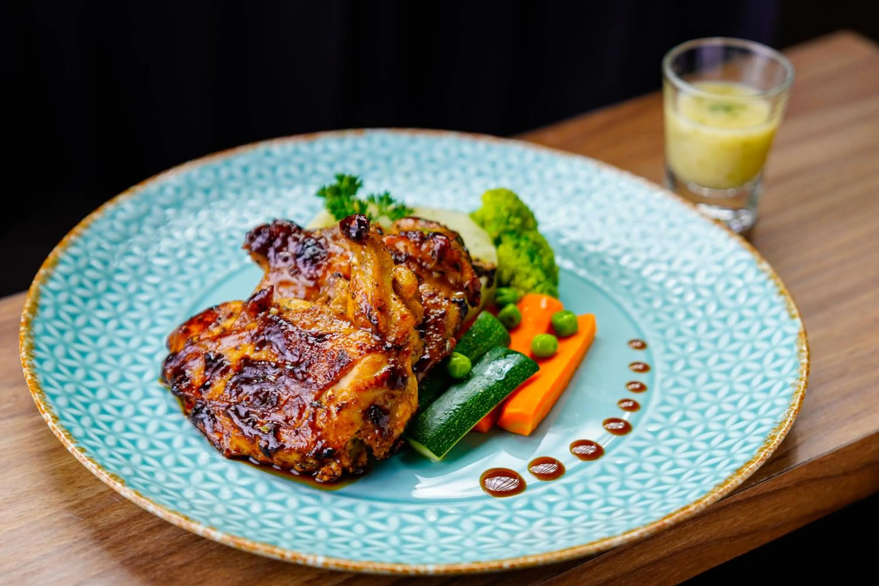 Food and drinks in Amoravida By 7 Apple Resorts, Goa