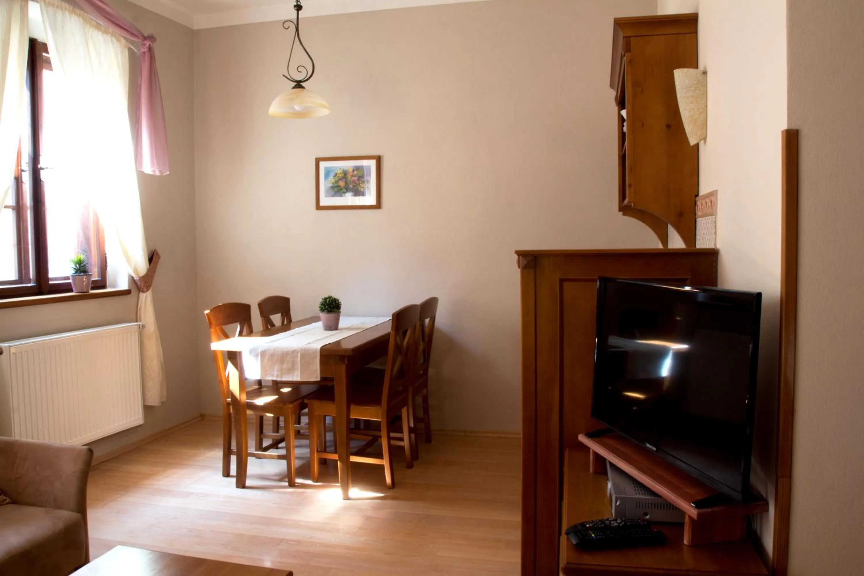 Living room in Castle View Apartments