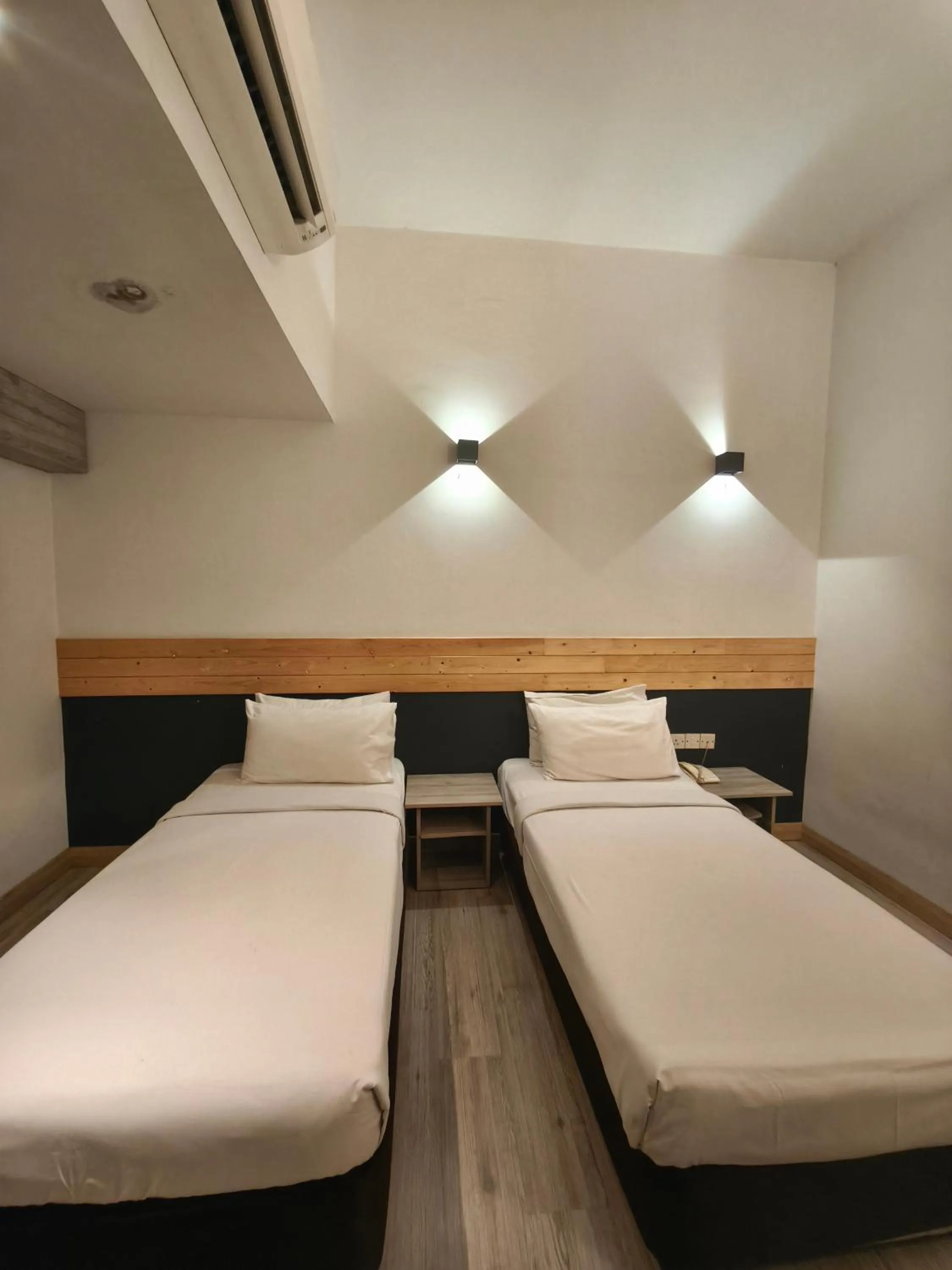 Bed in Alamis City Kuala Lumpur - Formerly EDC Hotel Kuala Lumpur