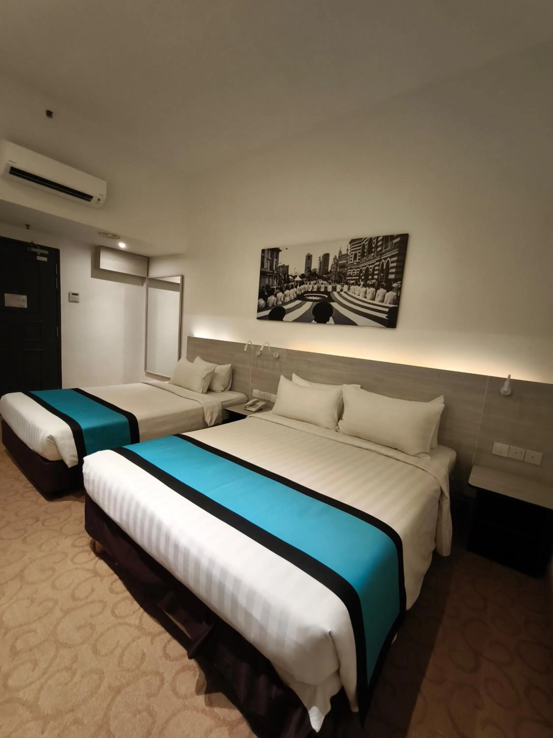 Photo of the whole room, Bed in Alamis City Kuala Lumpur - Formerly EDC Hotel Kuala Lumpur