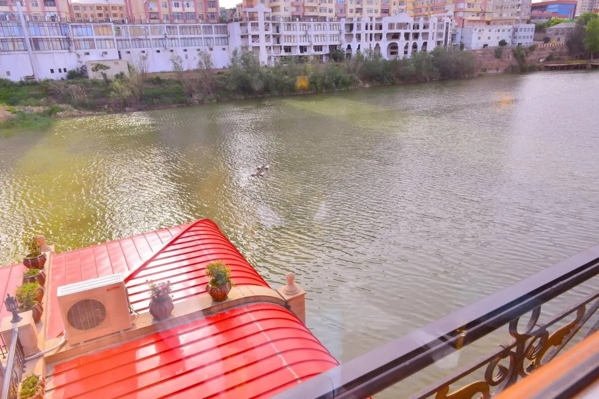 Property building in Lake Palace Baku