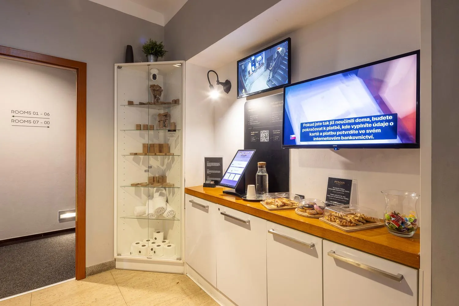 Food in Pytloun Self Check-in Hotel Liberec