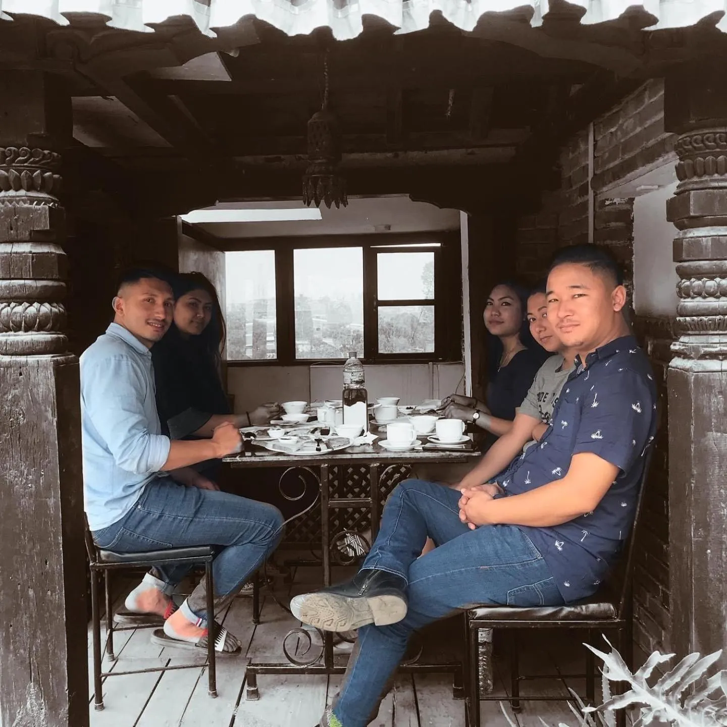 Restaurant/places to eat in Hotel vintage Home