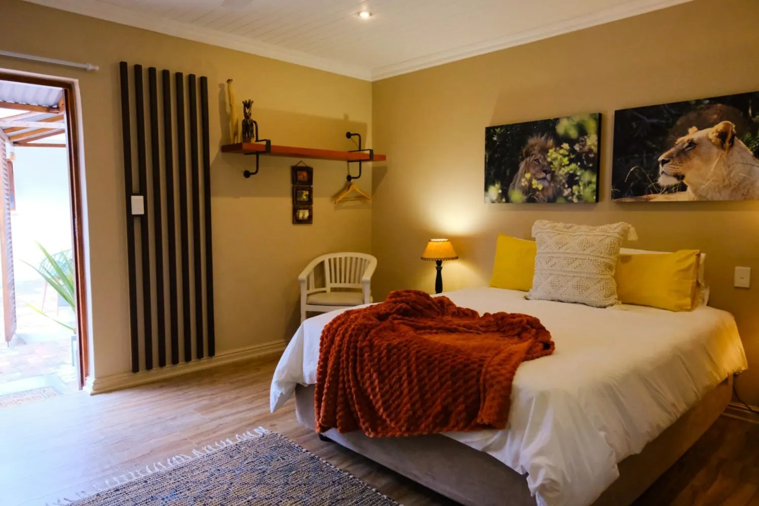 Bed in BWHALE guest house B&B