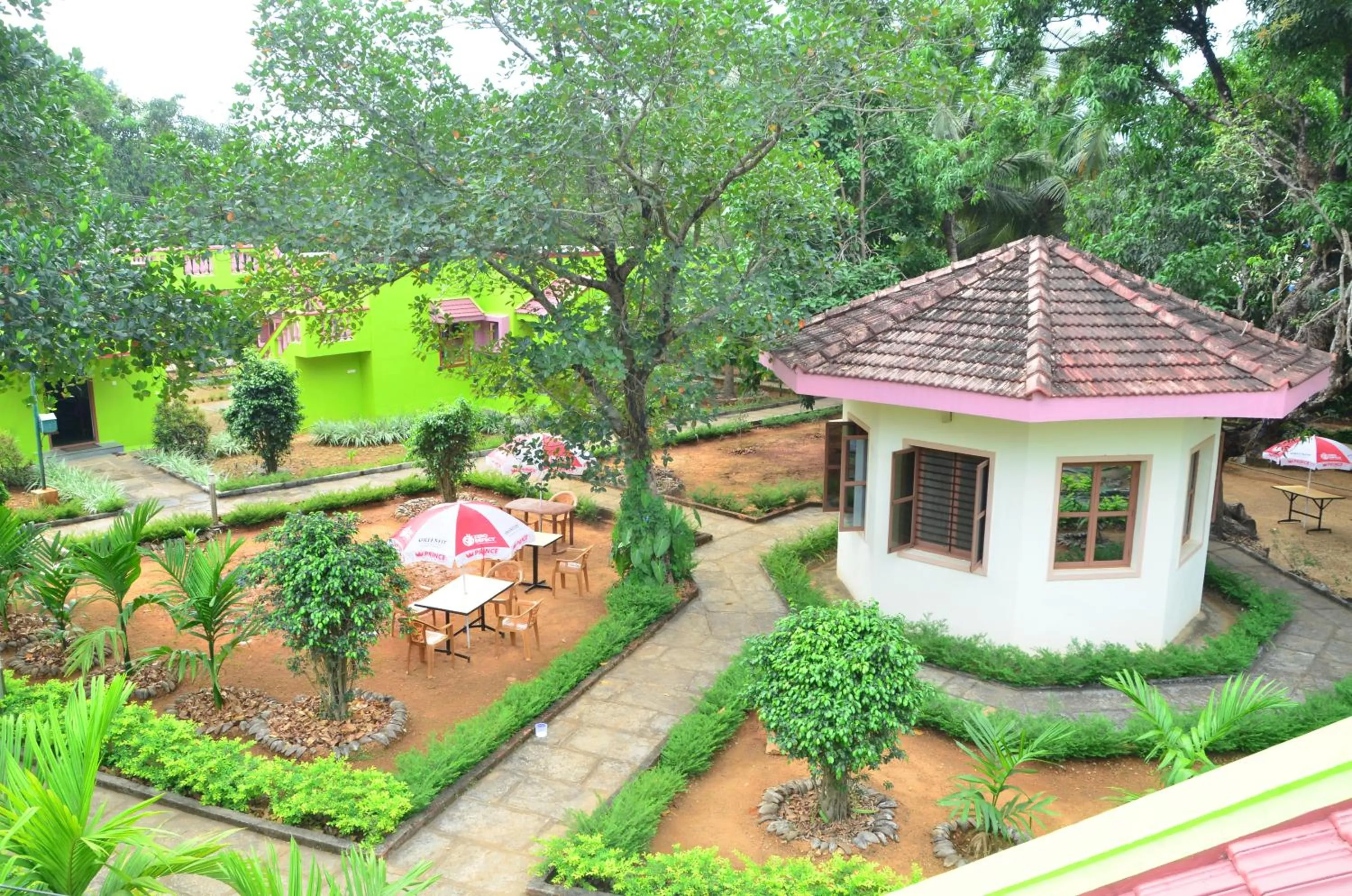 Property building in Sunny's Serenity Resort