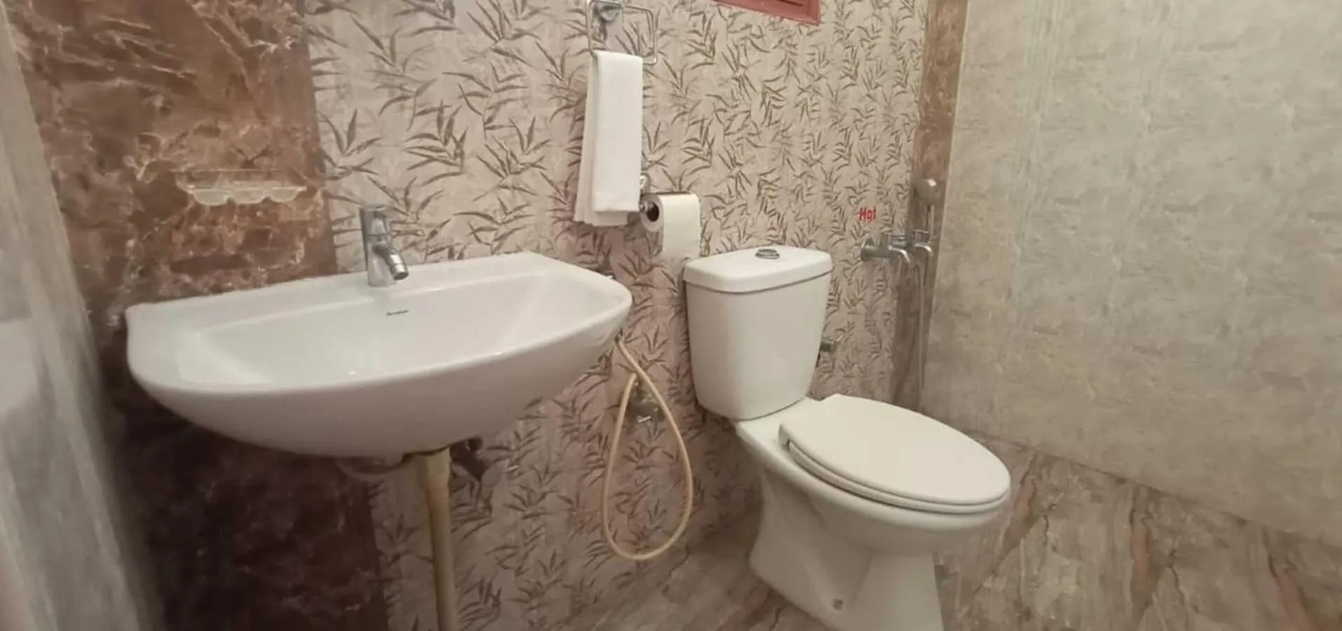 Bathroom in Sunny's Serenity Resort