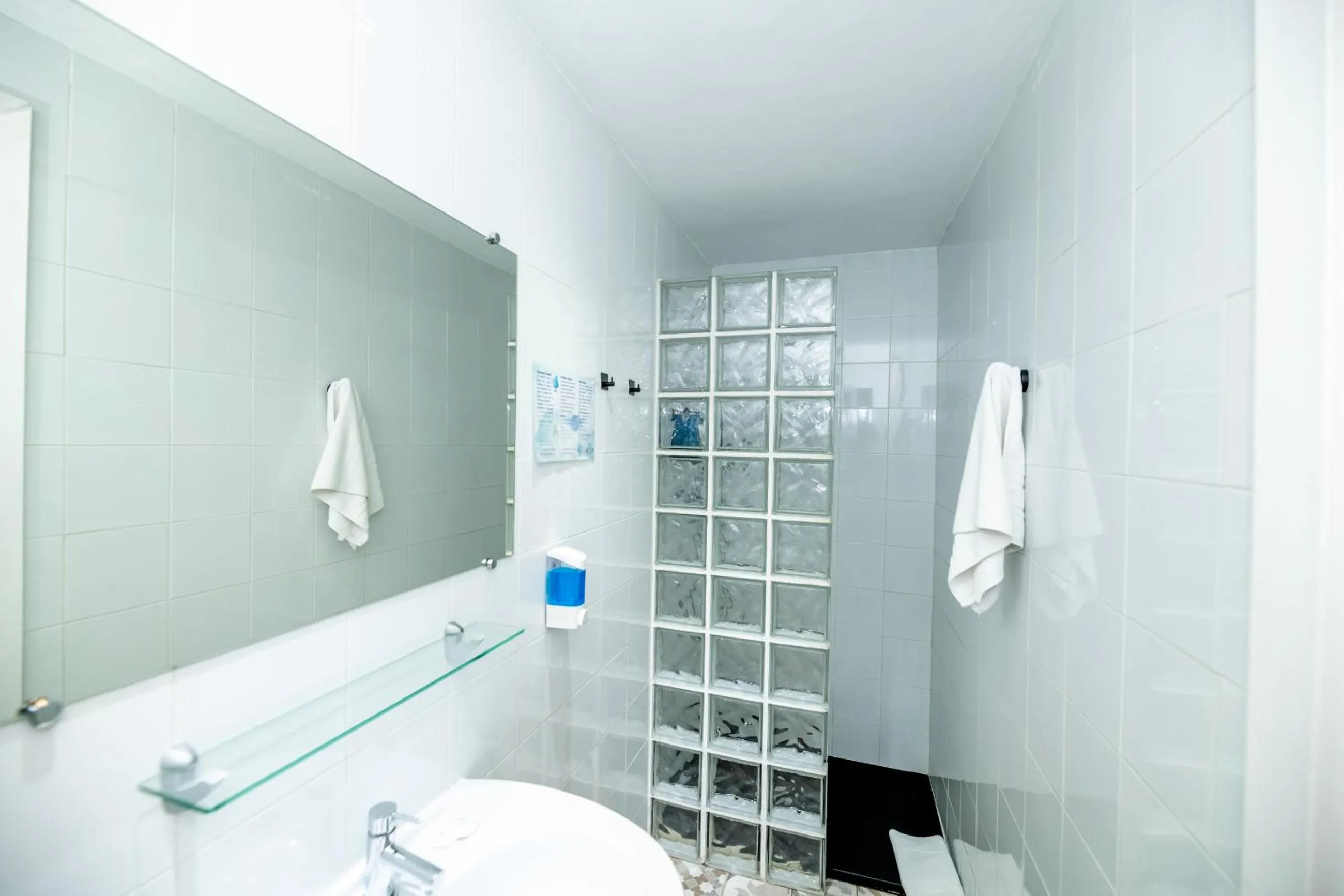 Bathroom in Hotel Monasterio Granada - Adults Only