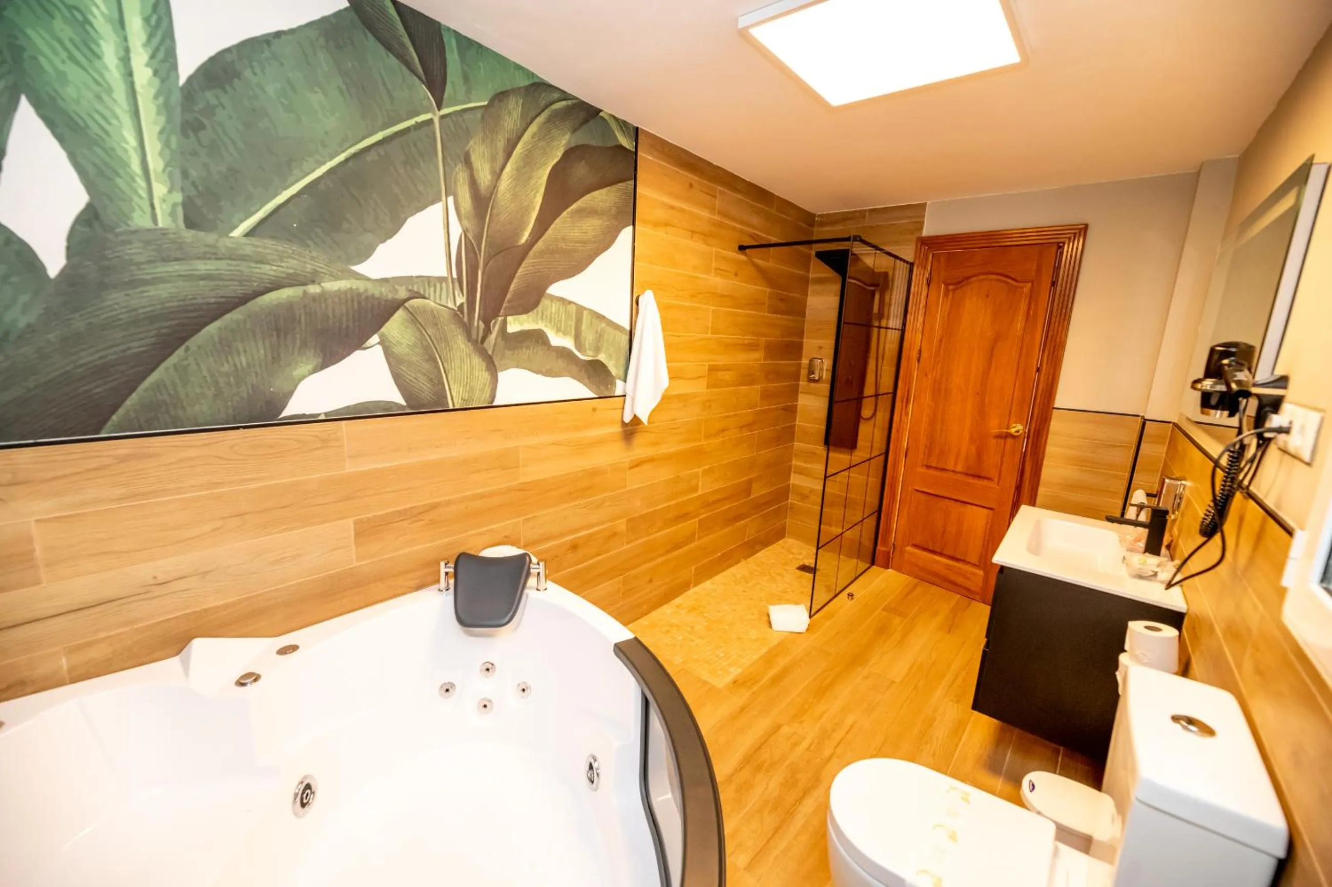 Bathroom in Hotel Monasterio Granada - Adults Only