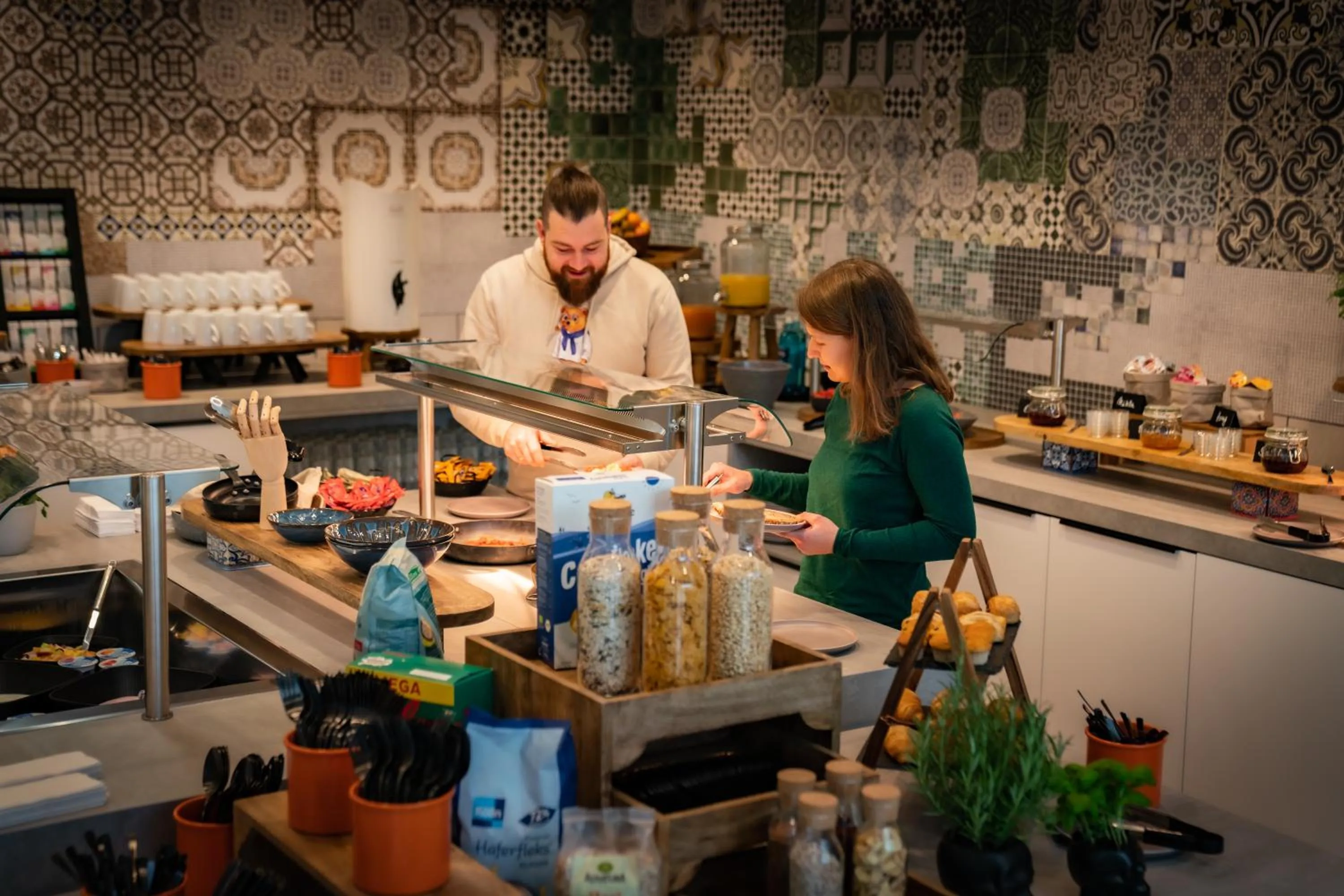 People in LOGINN Hotel Stuttgart Zuffenhausen