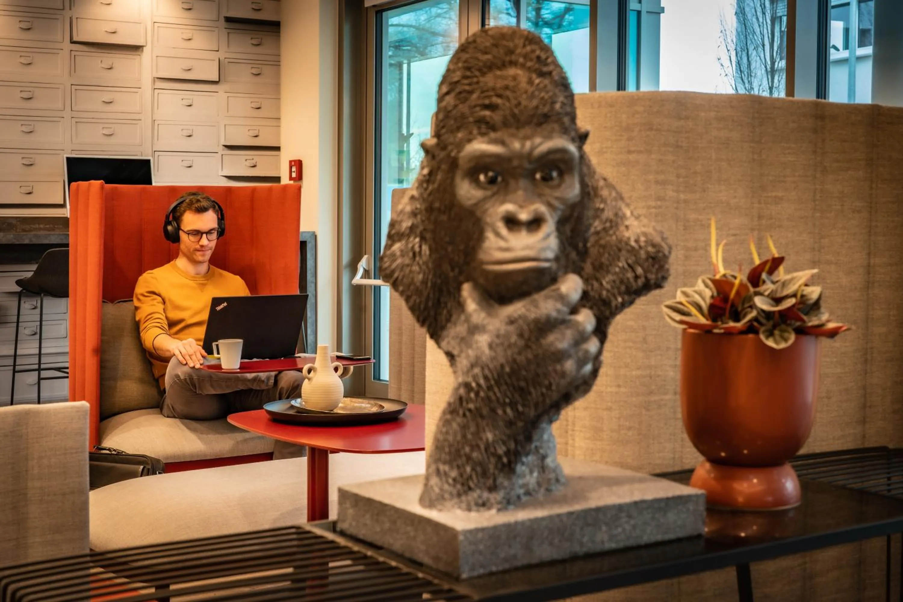 People in LOGINN Hotel Stuttgart Zuffenhausen