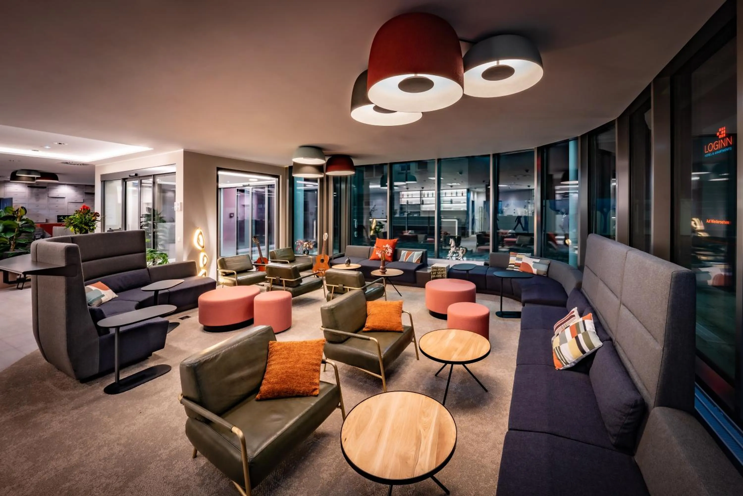 Lounge or bar in LOGINN Hotel Stuttgart Zuffenhausen