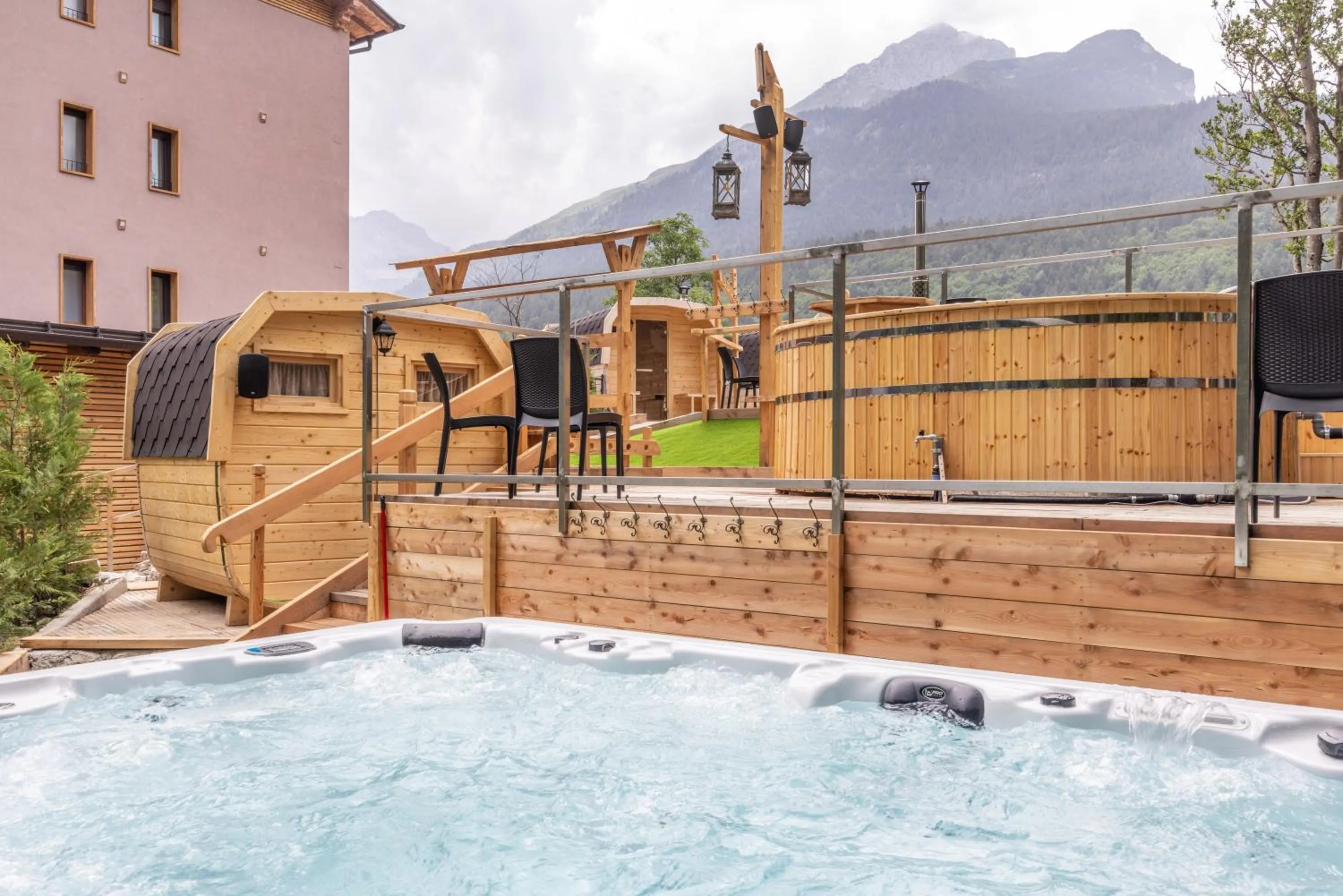 Property building in Garden Wellness Hotel S