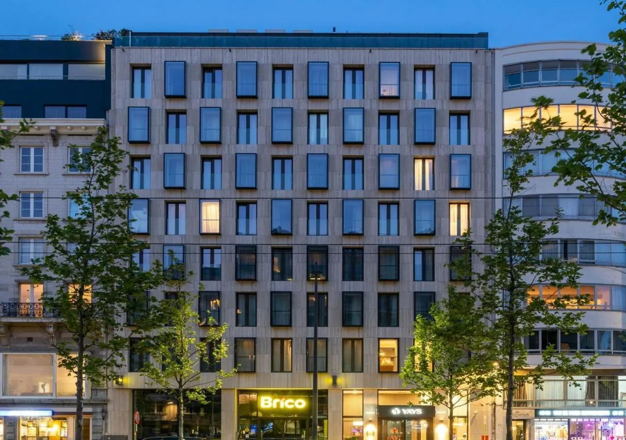 Property building in YAYS Antwerp Opera by Numa