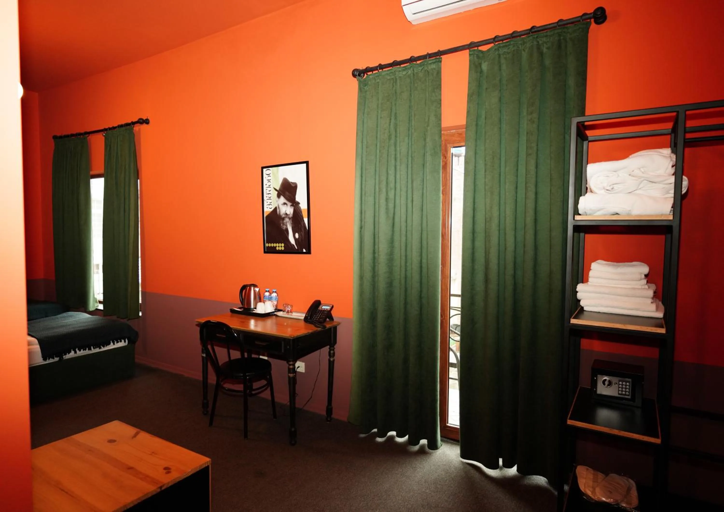 Balcony/Terrace, Bed in Hotel Memoire Kutaisi