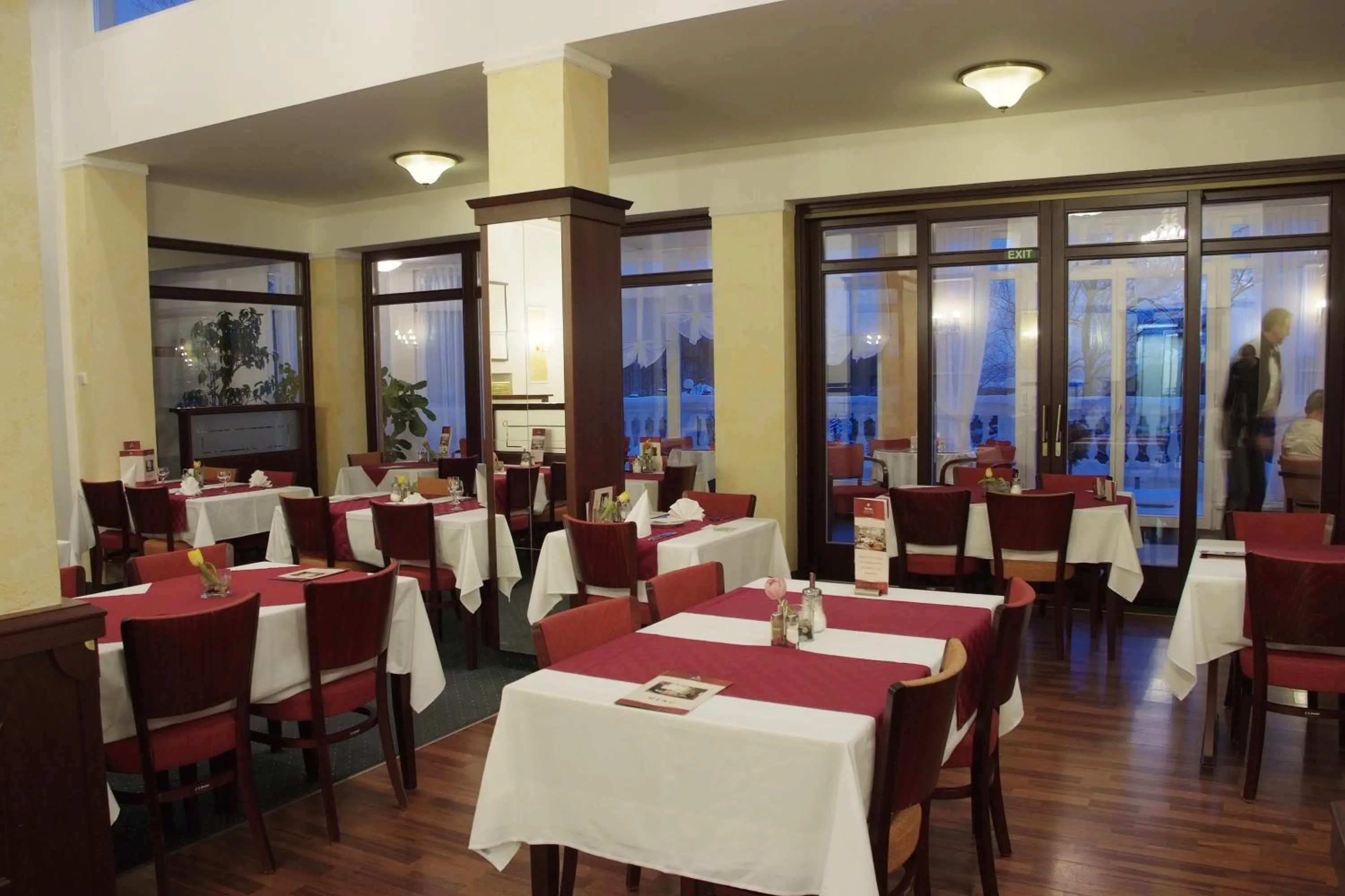 Restaurant/places to eat in Royal Marianske Lazne