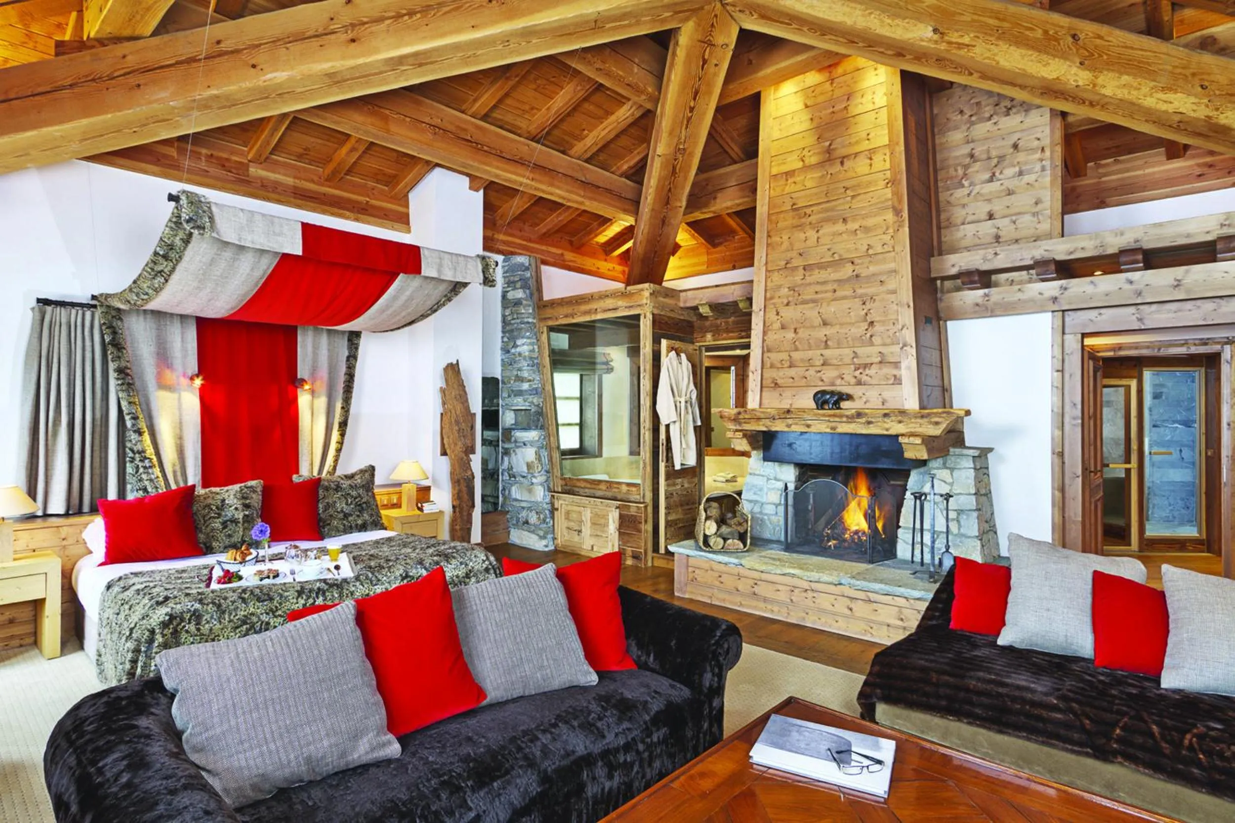 Living room in Hôtel Les Barmes De l'Ours