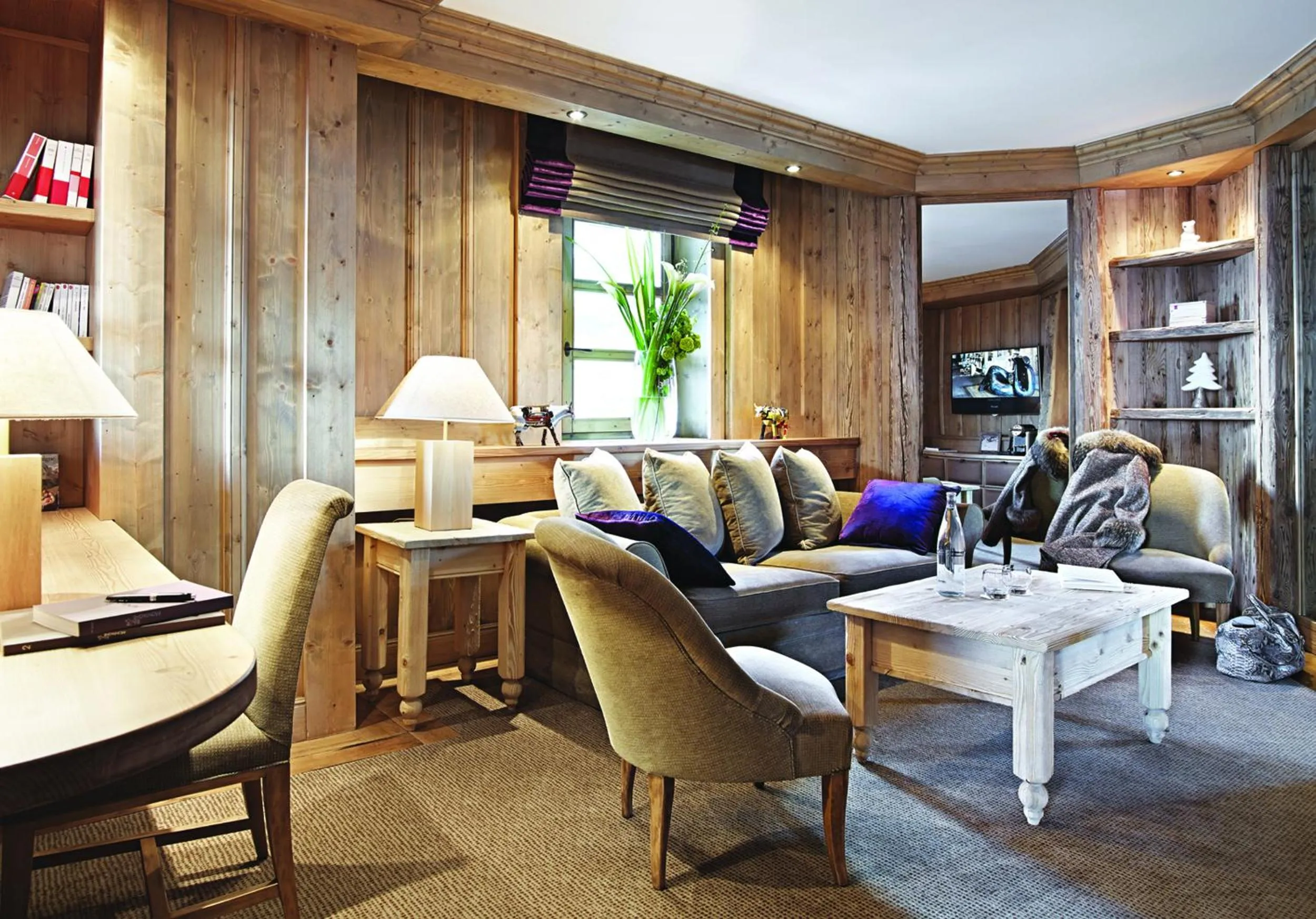 Living room in Hôtel Les Barmes De l'Ours