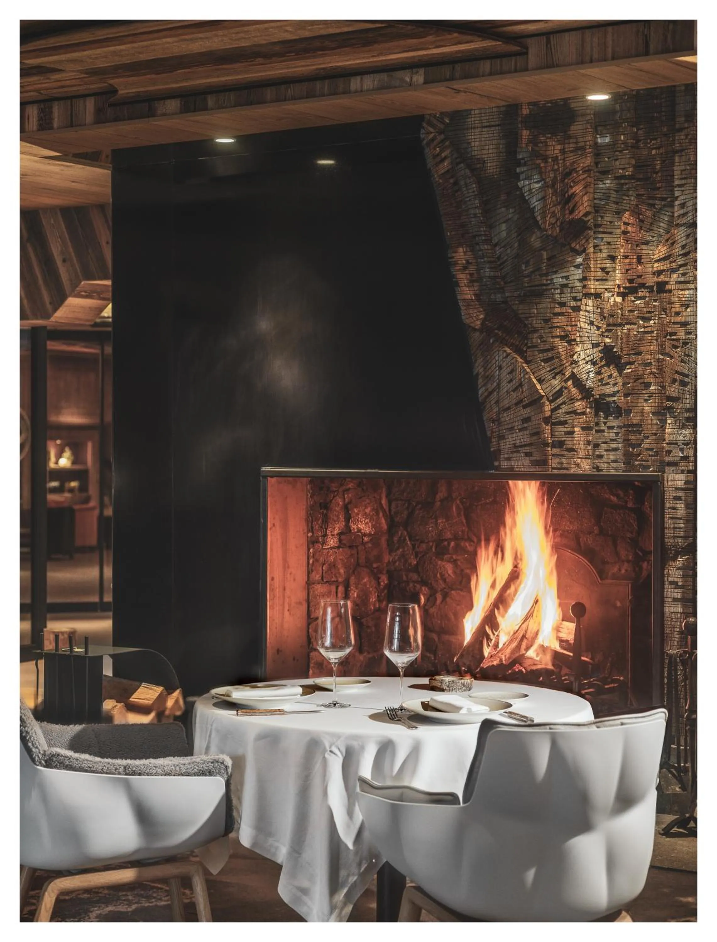 Restaurant/places to eat in Hôtel Les Barmes De l'Ours