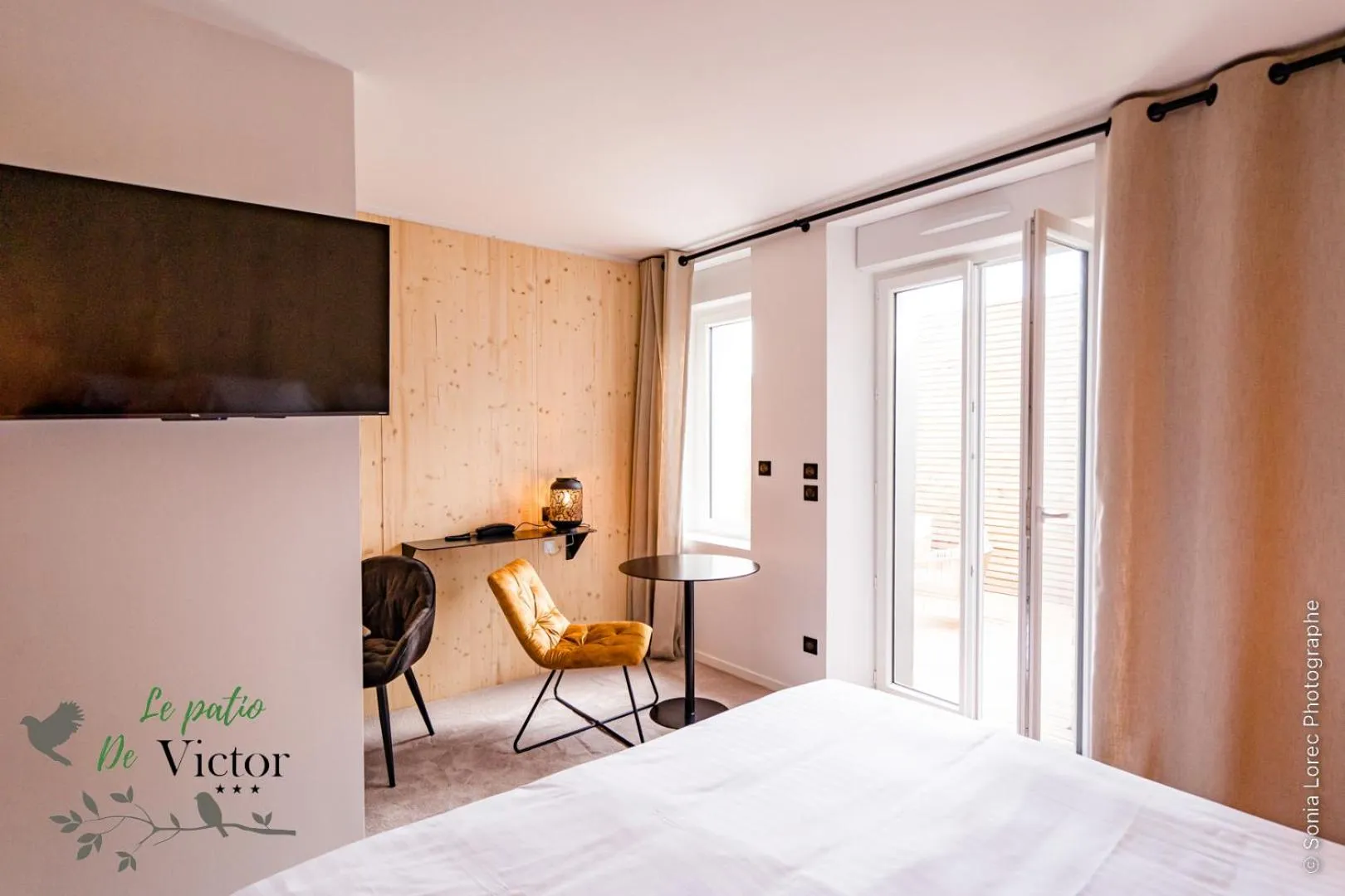 Bed in Hôtel Le Patio de Victor, Lorient