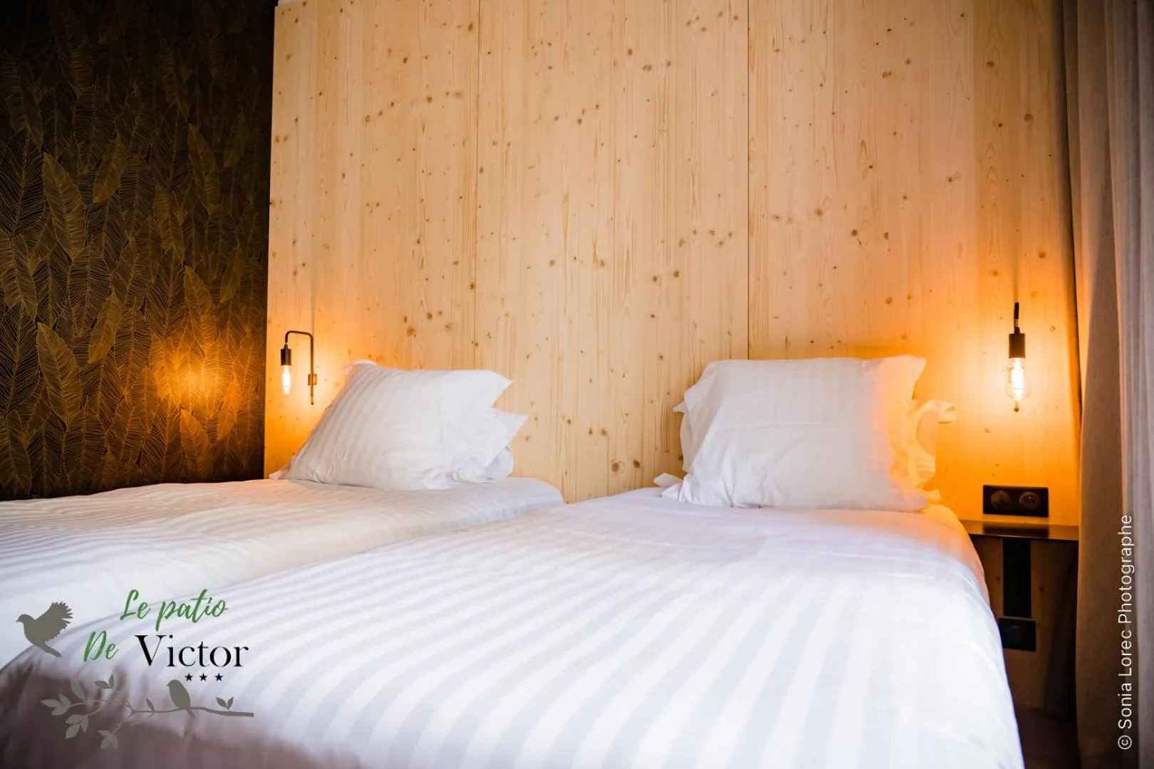 Bed in Hôtel Le Patio de Victor, Lorient