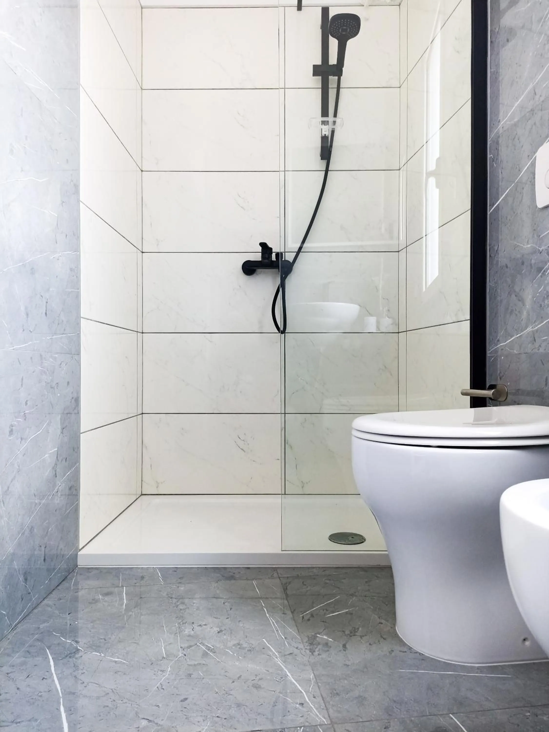 Shower in Kolossoi Guest House