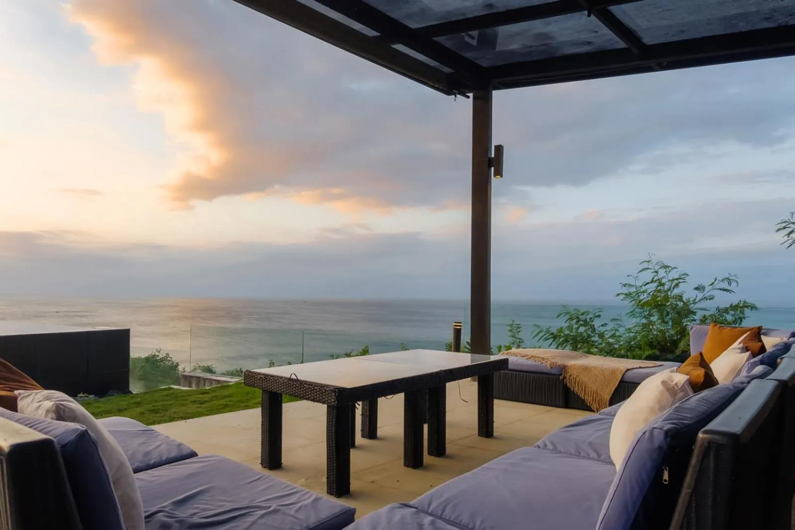 Balcony/Terrace in Suluban Cliff Bali Villa