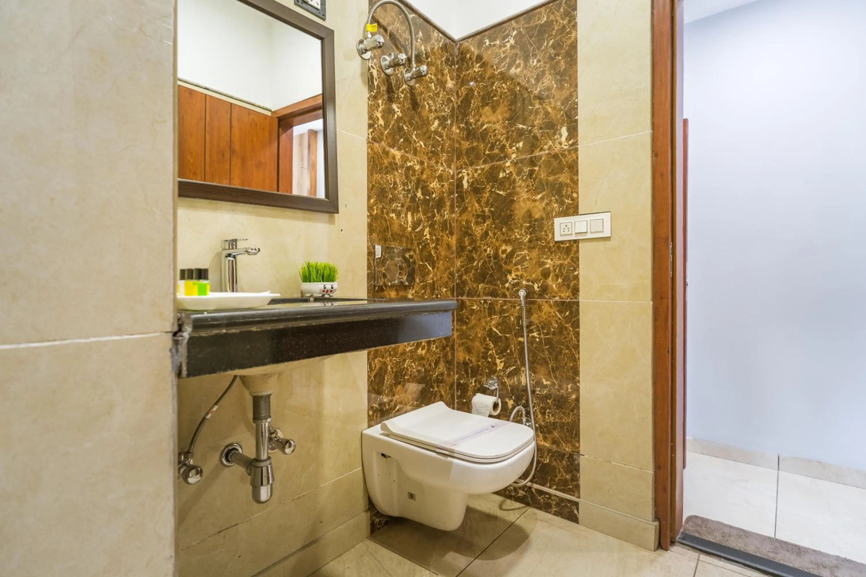 Tripli Hotels Shivaay