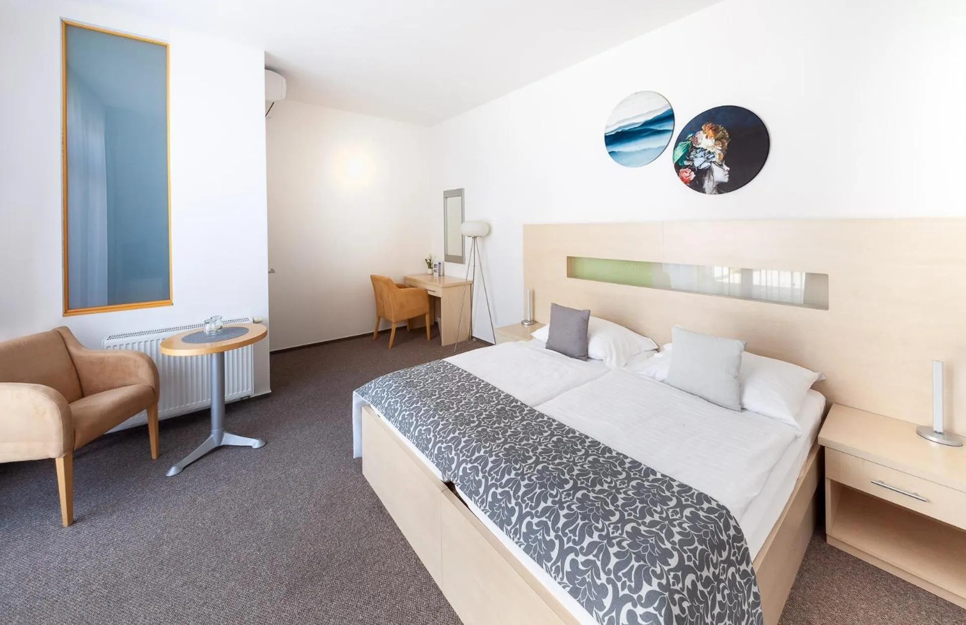 Bed in Hotel U Pramenu