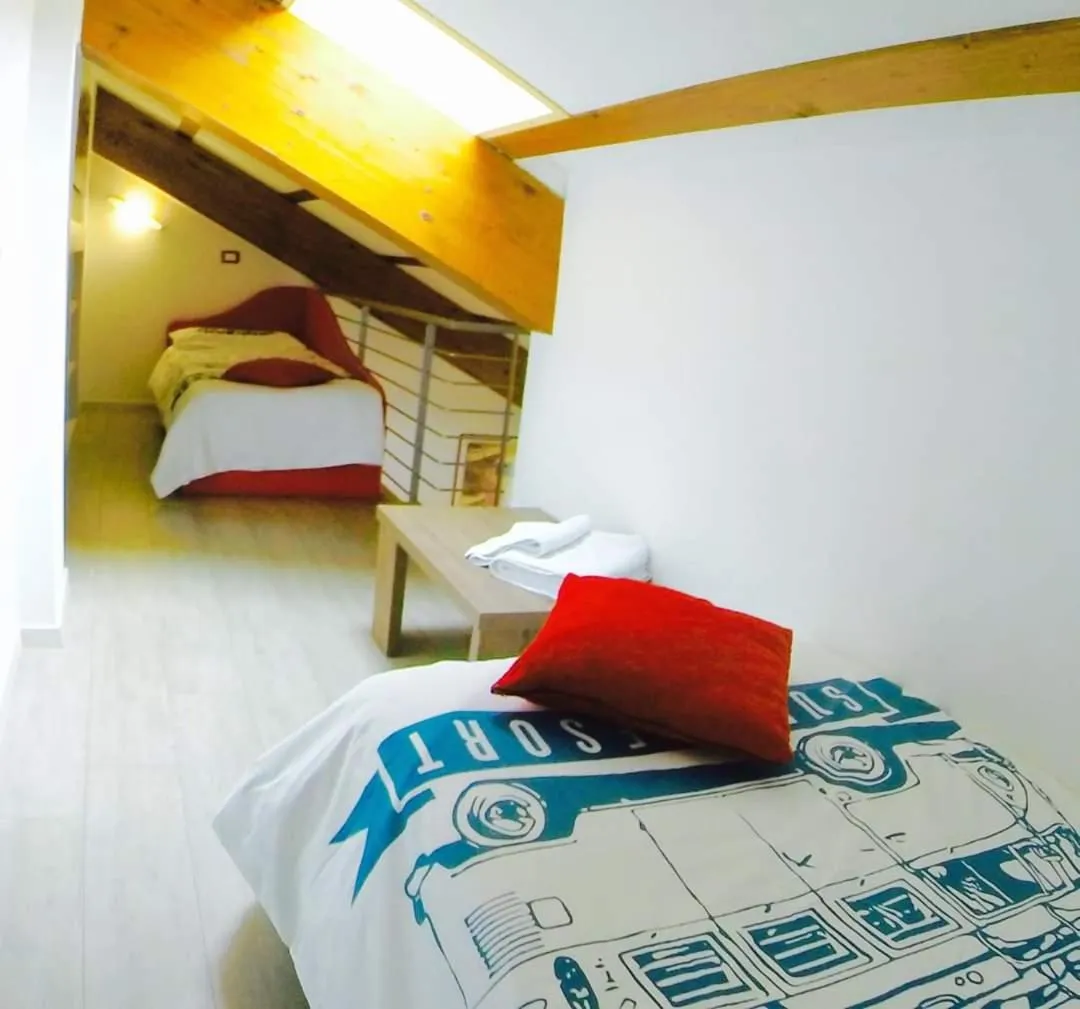 Bed in B&B Seventy Design