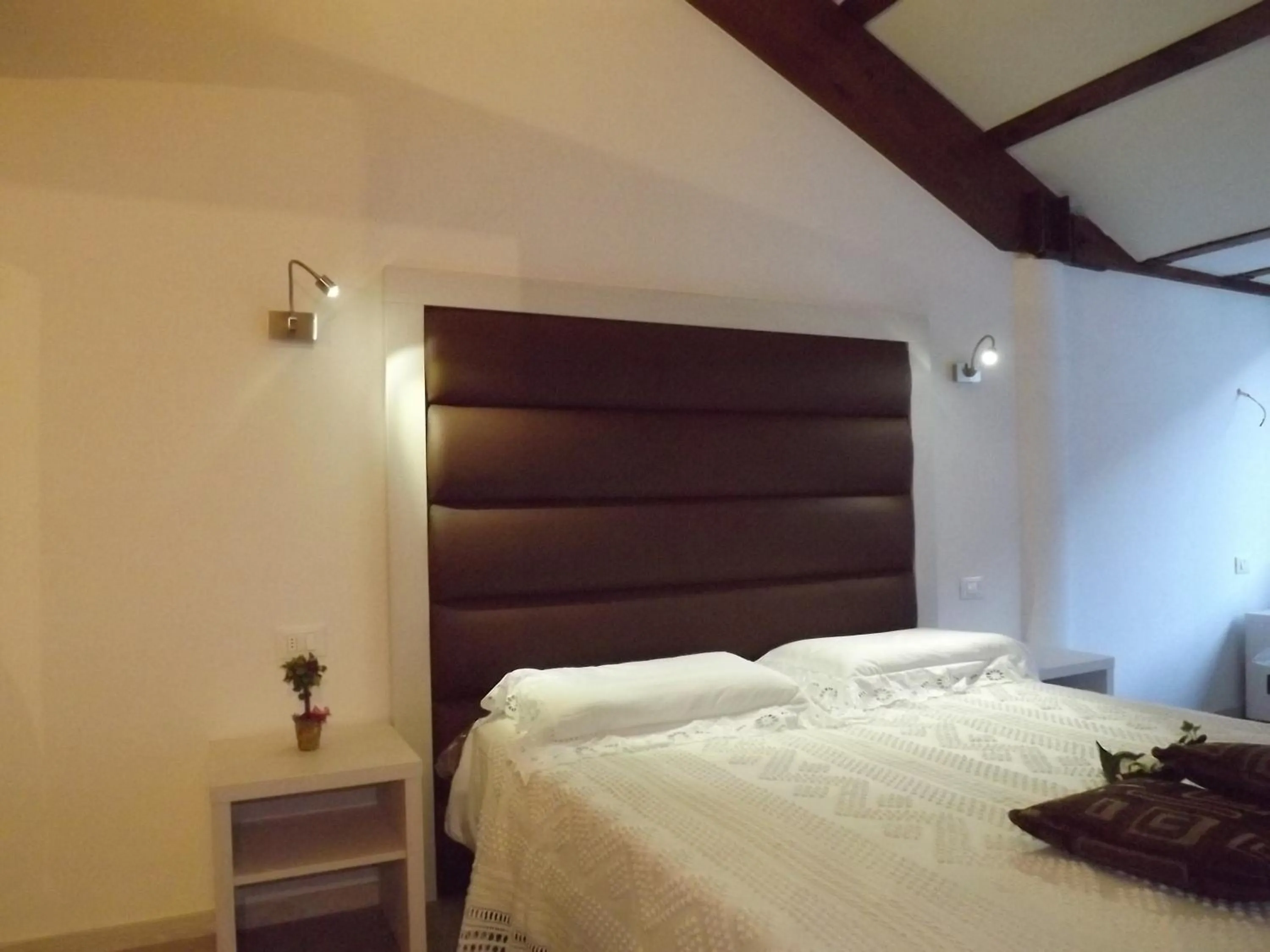 Bed in B&B Seventy Design