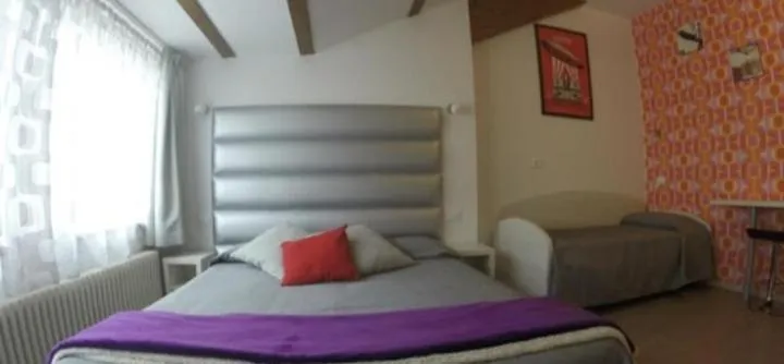 Bed in B&B Seventy Design