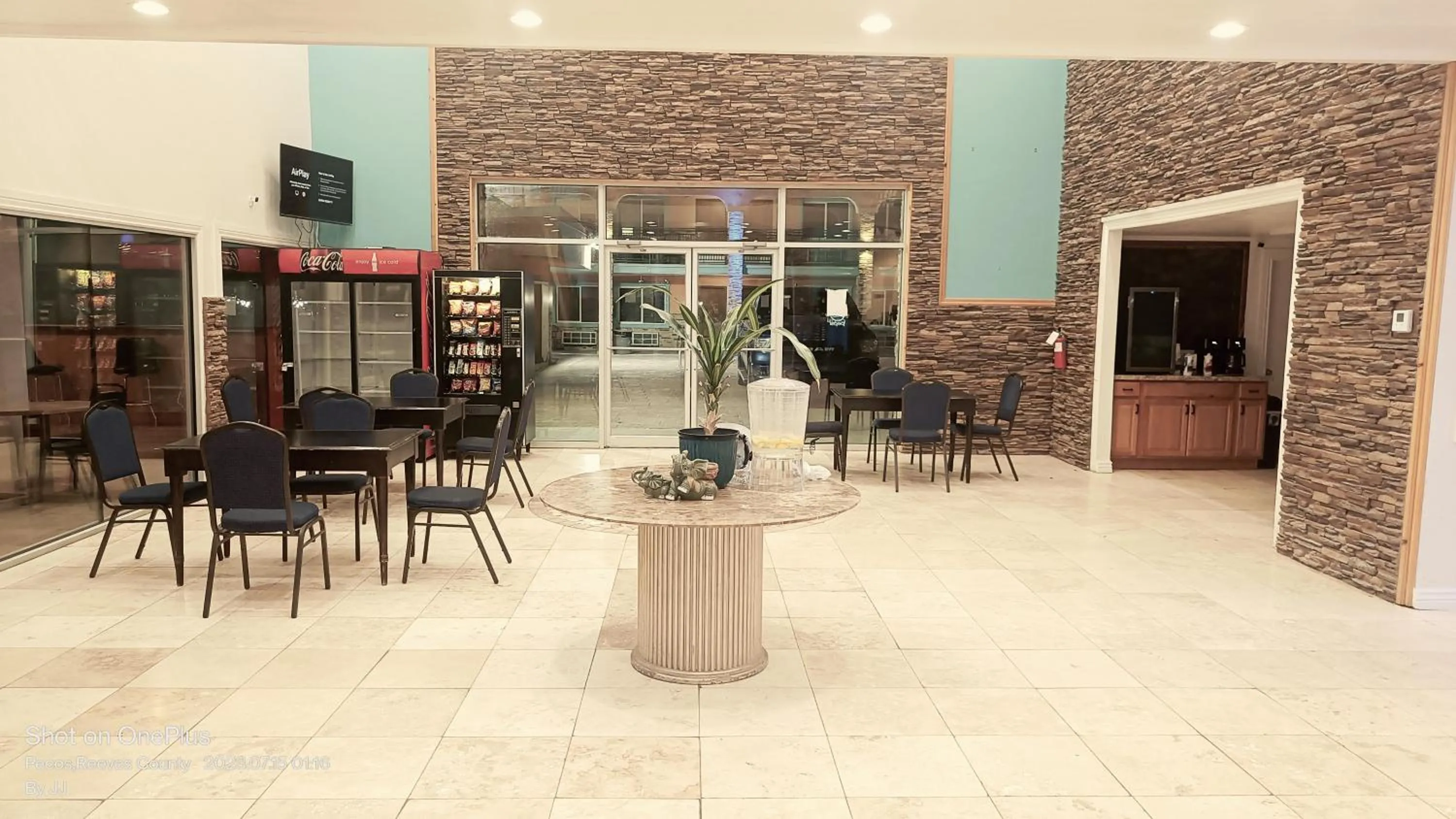 Property building in B&J HOTEL AND APARTMENTS