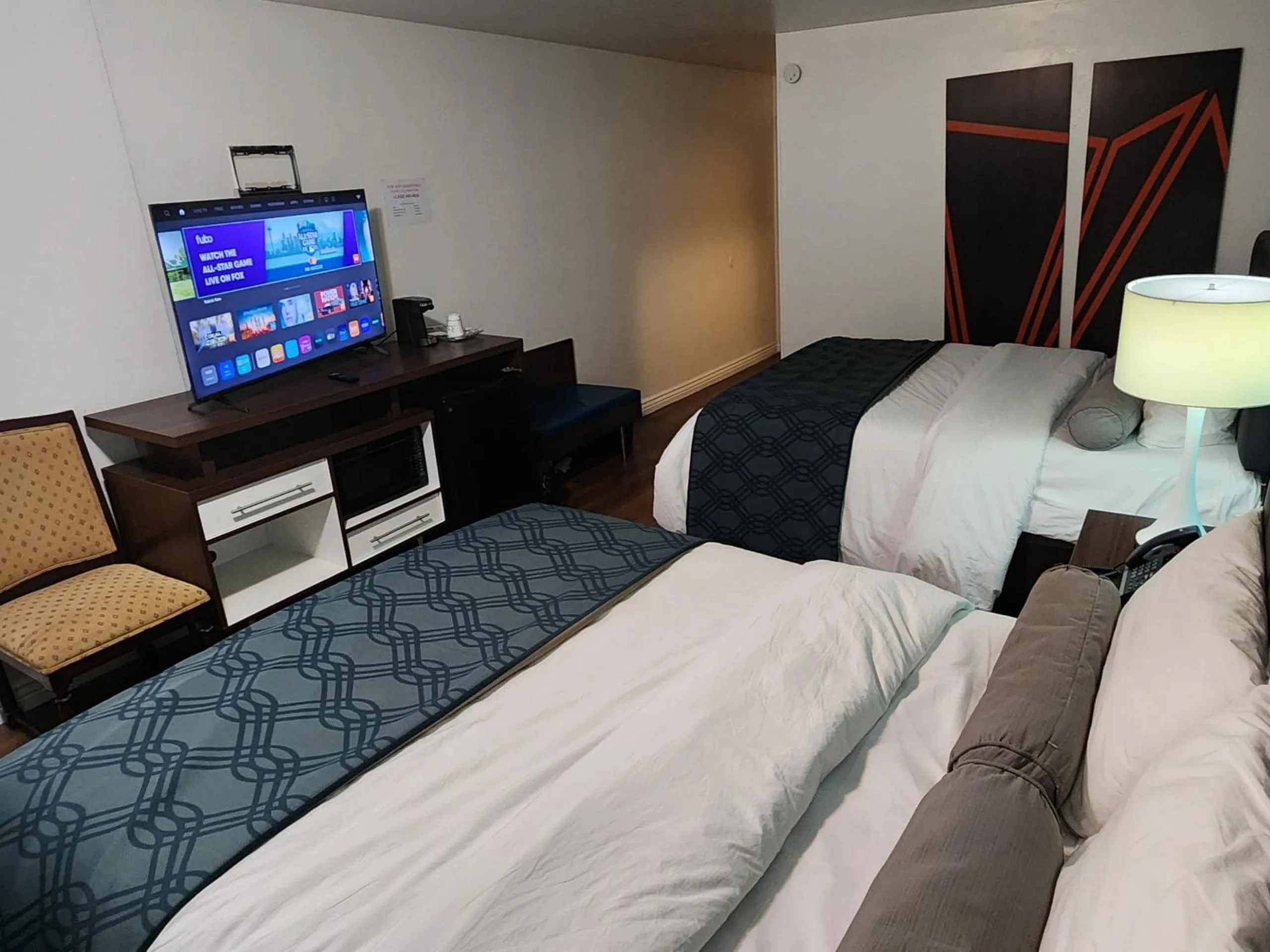 Bed in B&J HOTEL AND APARTMENTS