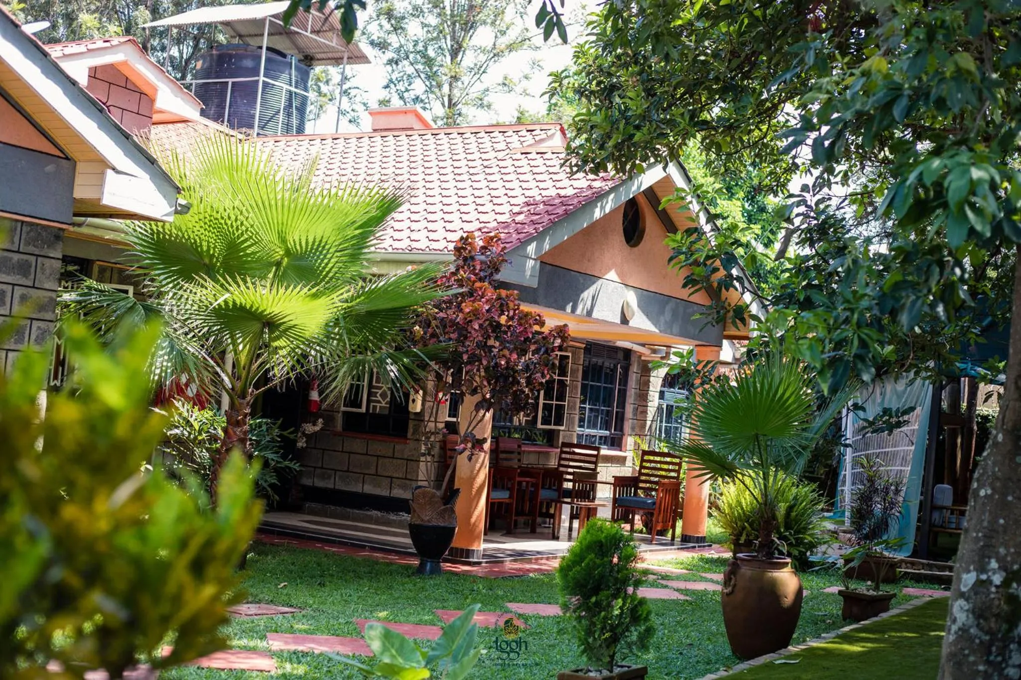 Property building in Lovely Garden Guest Home