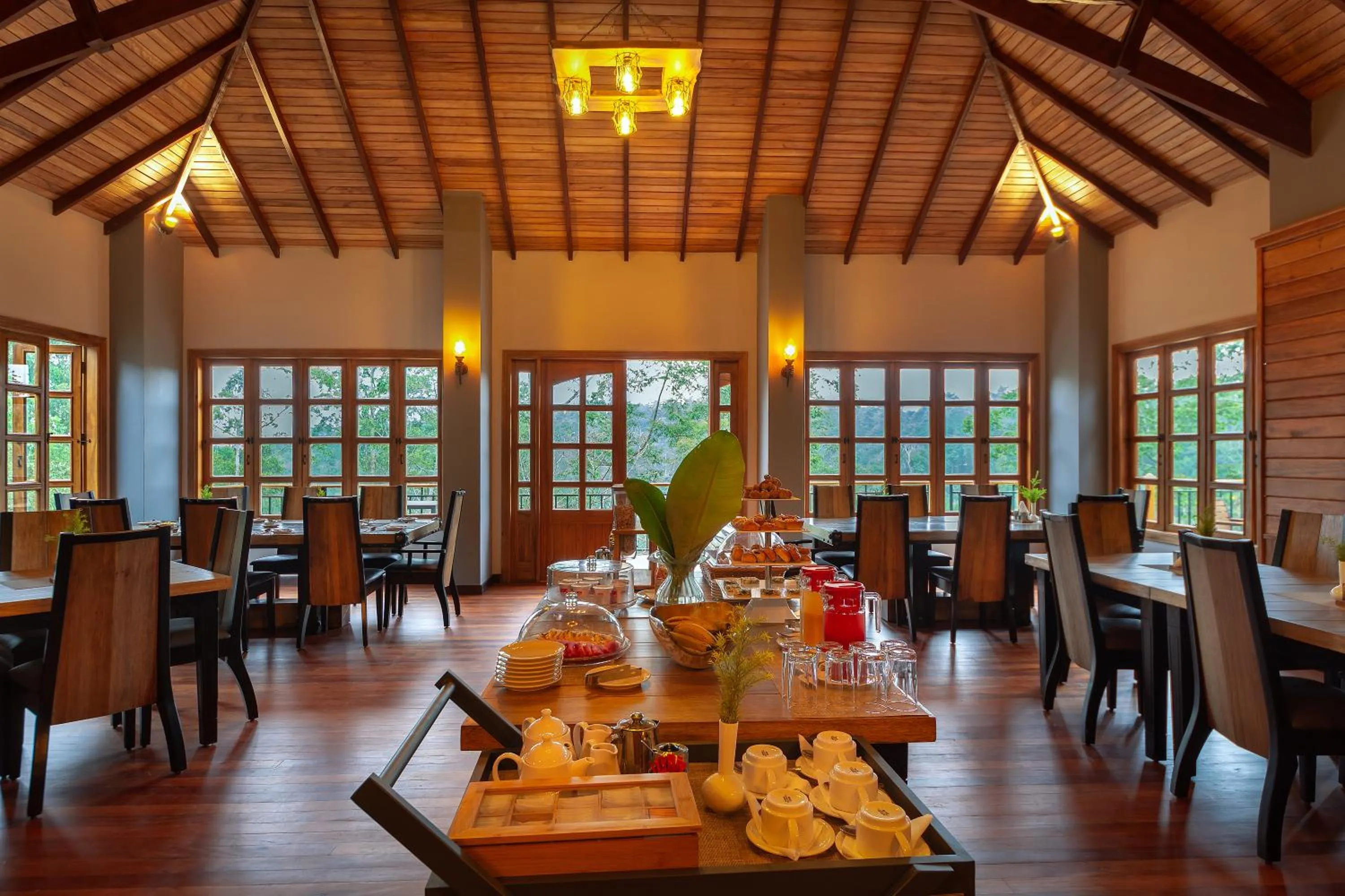 Restaurant/places to eat in Chimpundu Lodge