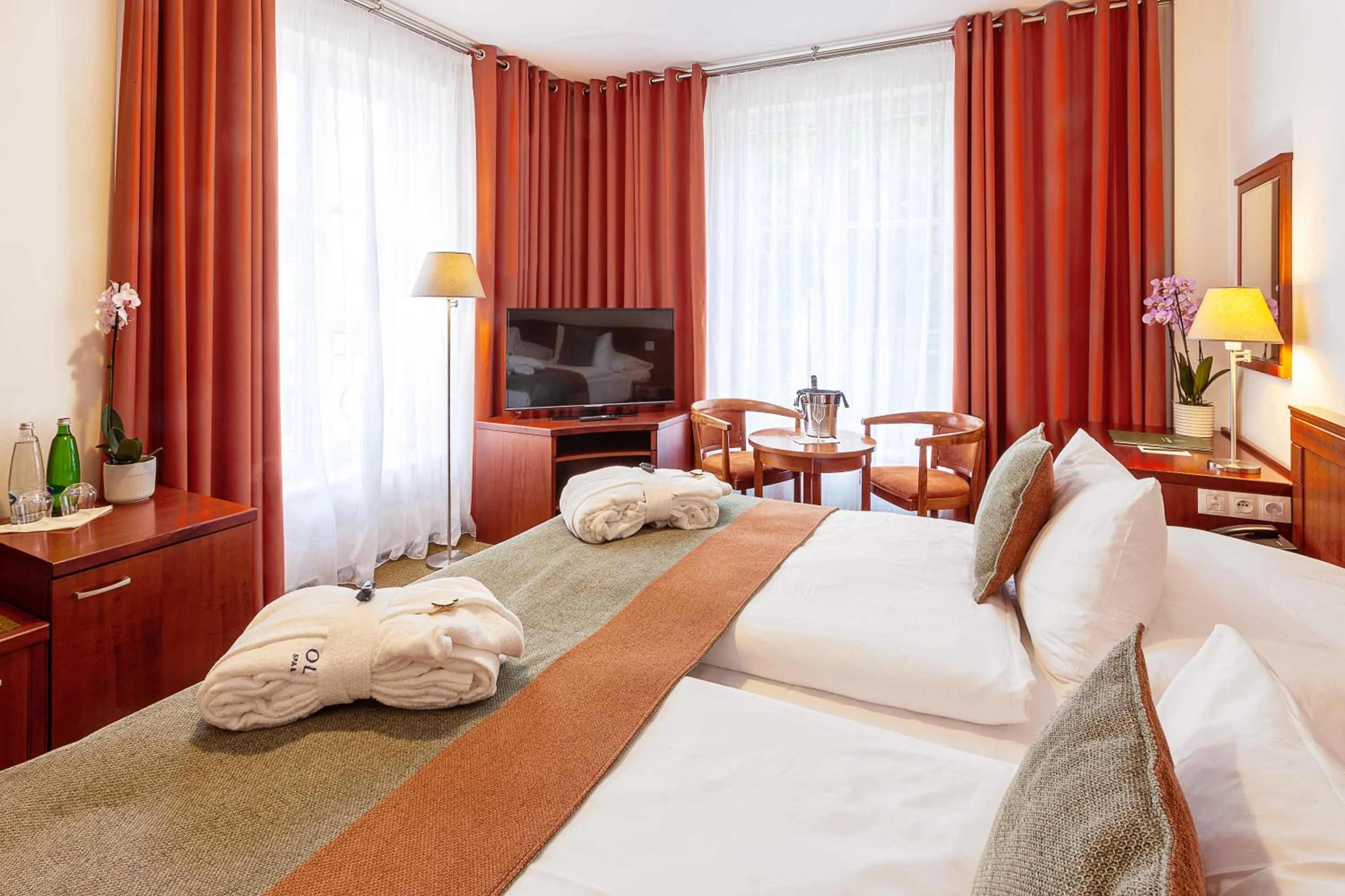 Bedroom, Bed in Spa & Wellness Hotel Olympia Marienbad