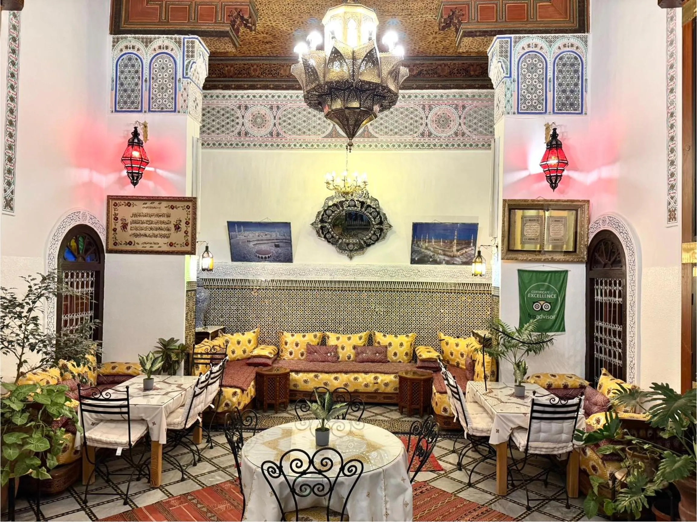 Property building in Riad Meski