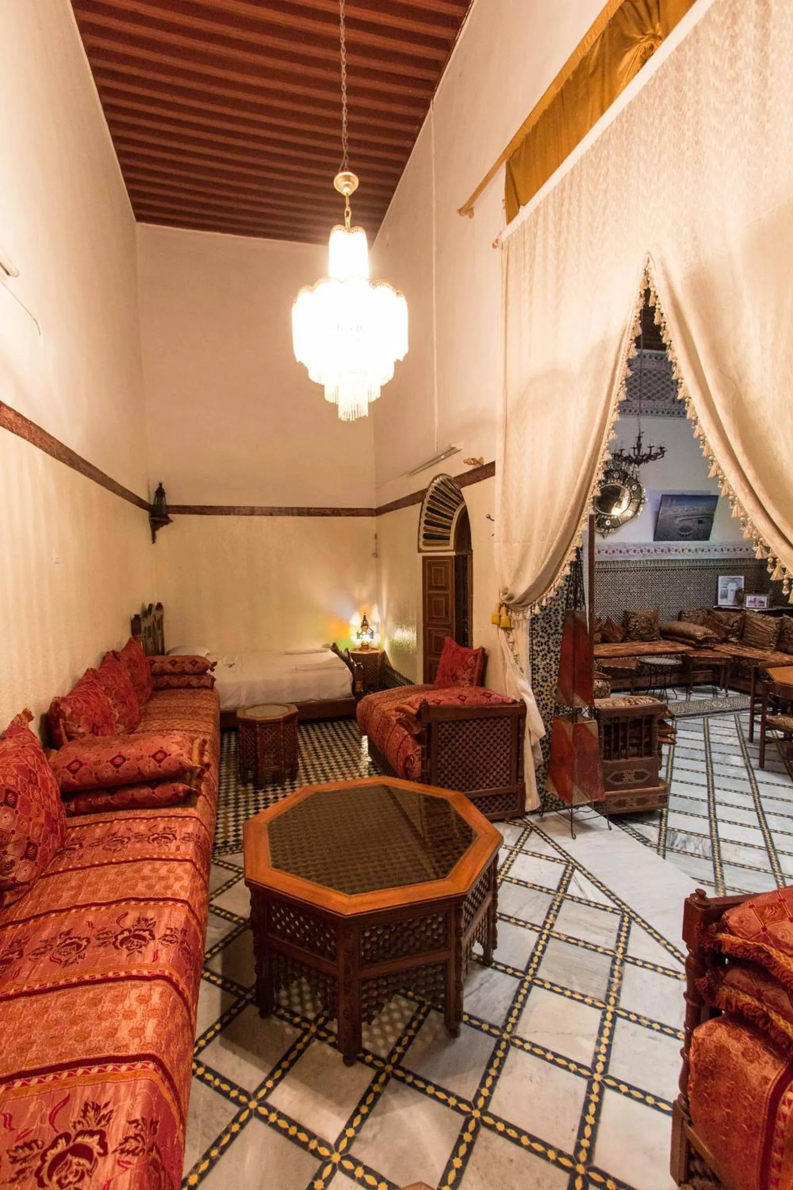 Photo of the whole room in Riad Meski