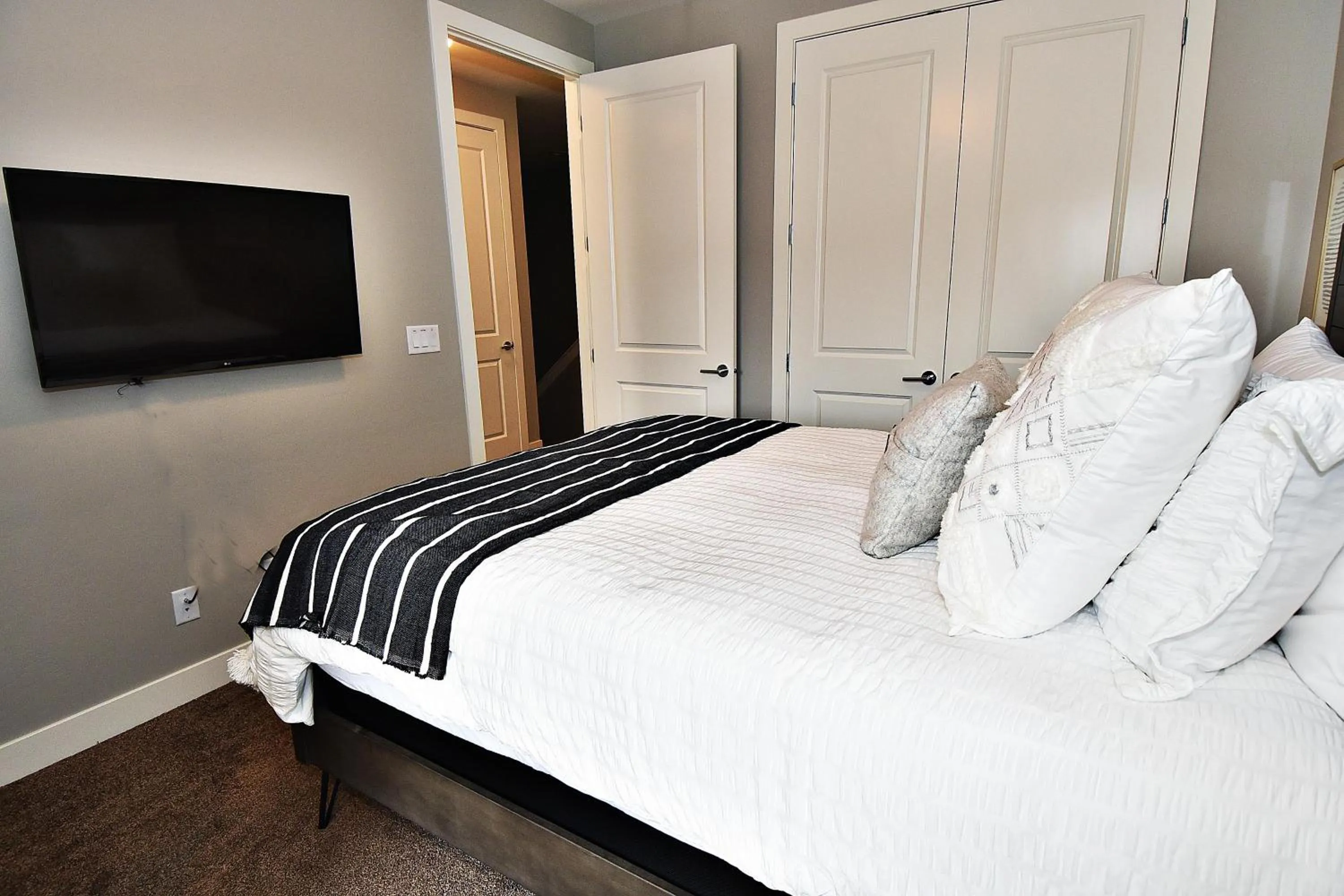 Bed in Entrada at Moab 421 and 425