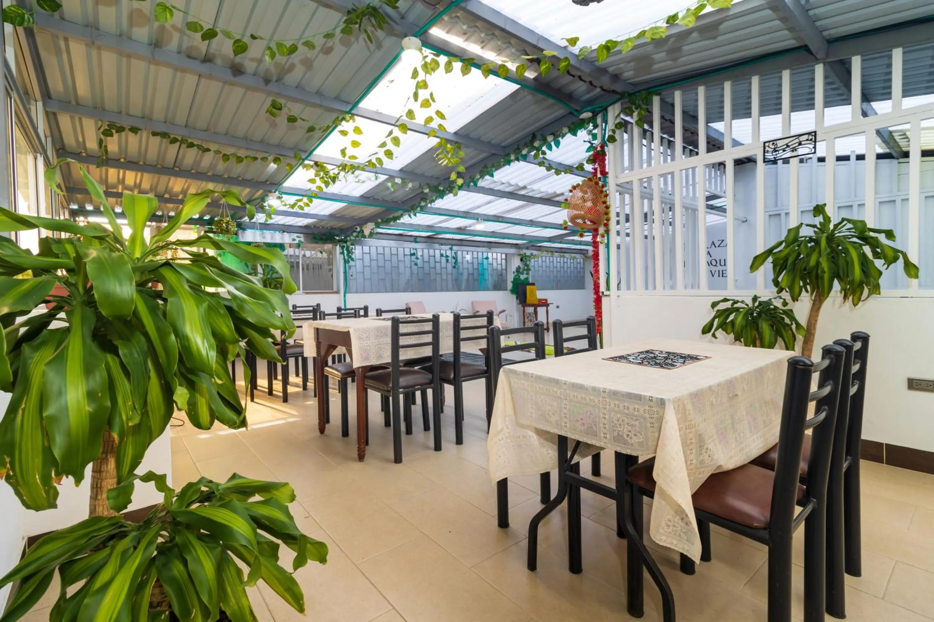 Dining area in Hotel Zulita