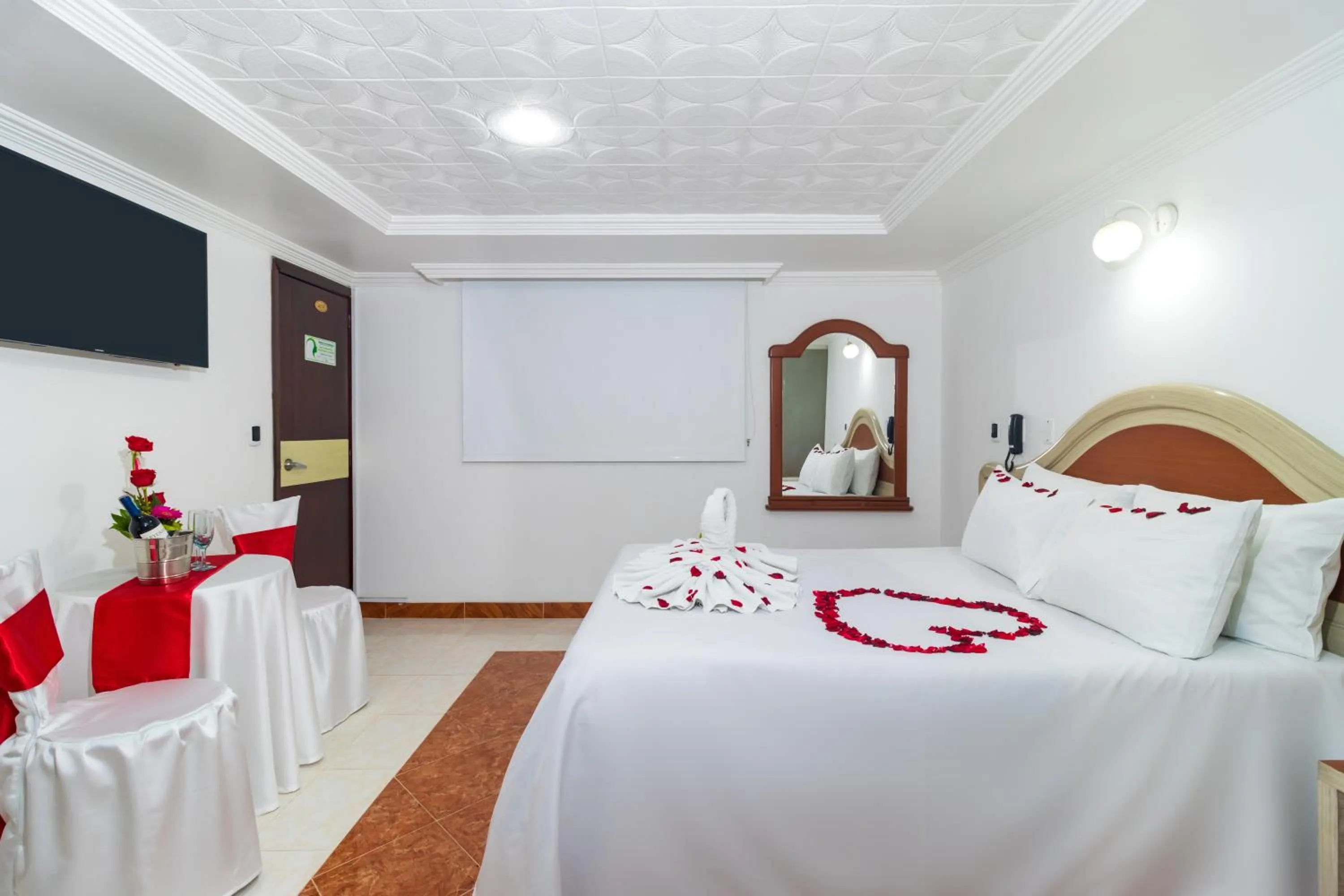 Photo of the whole room, Bed in Hotel Zulita