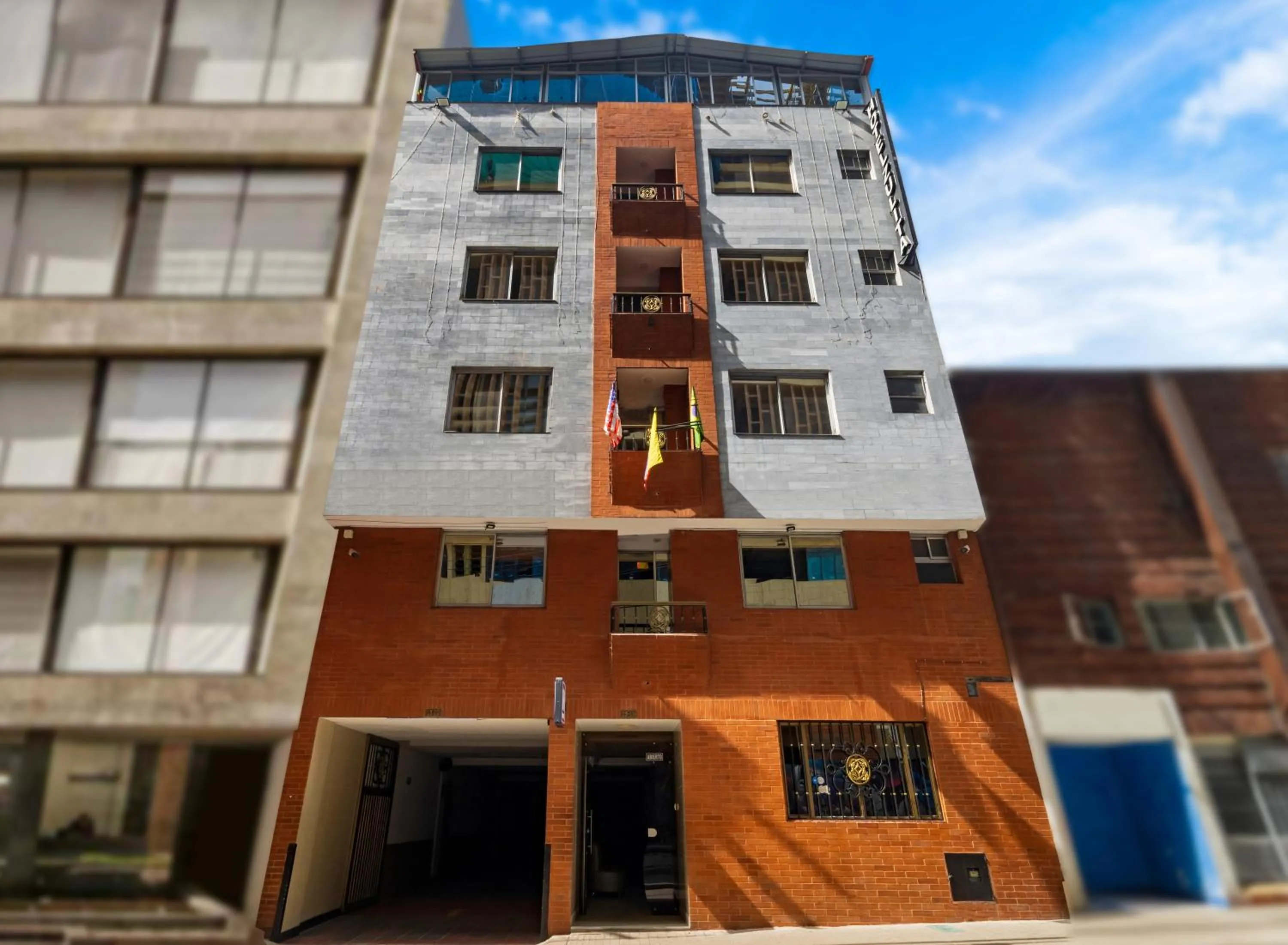 Facade/entrance in Hotel Zulita