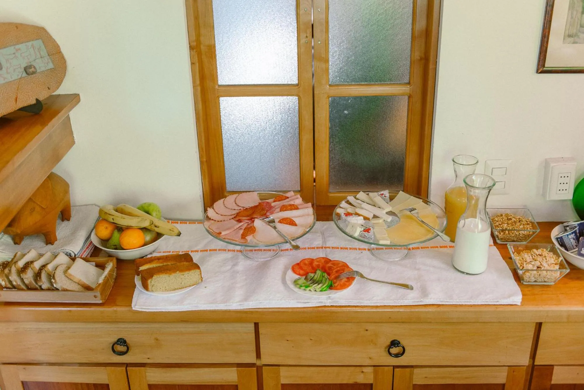 Breakfast in Hotel Posada del Río - Parque Metreñehue