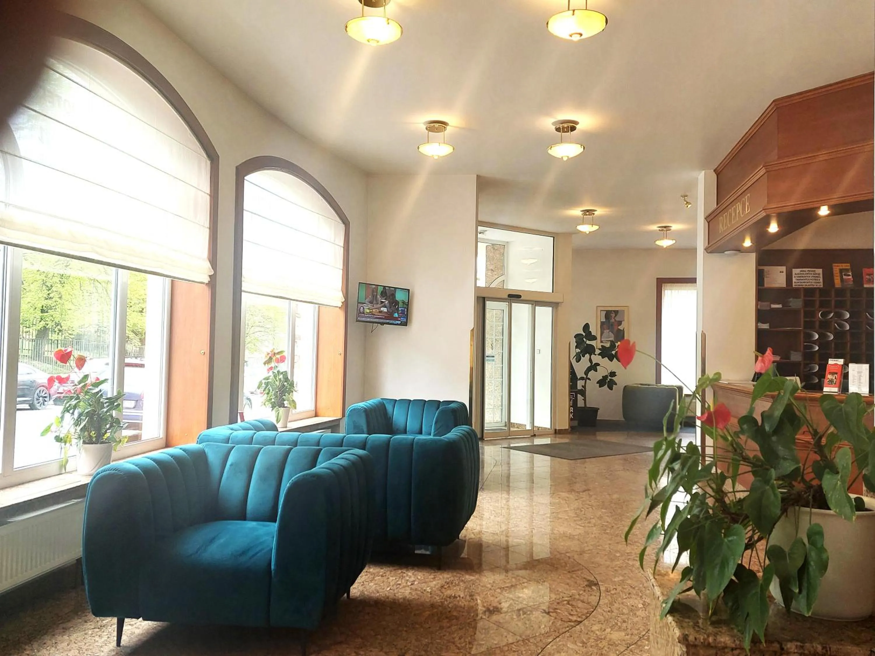 Seating area in Hotel Avion