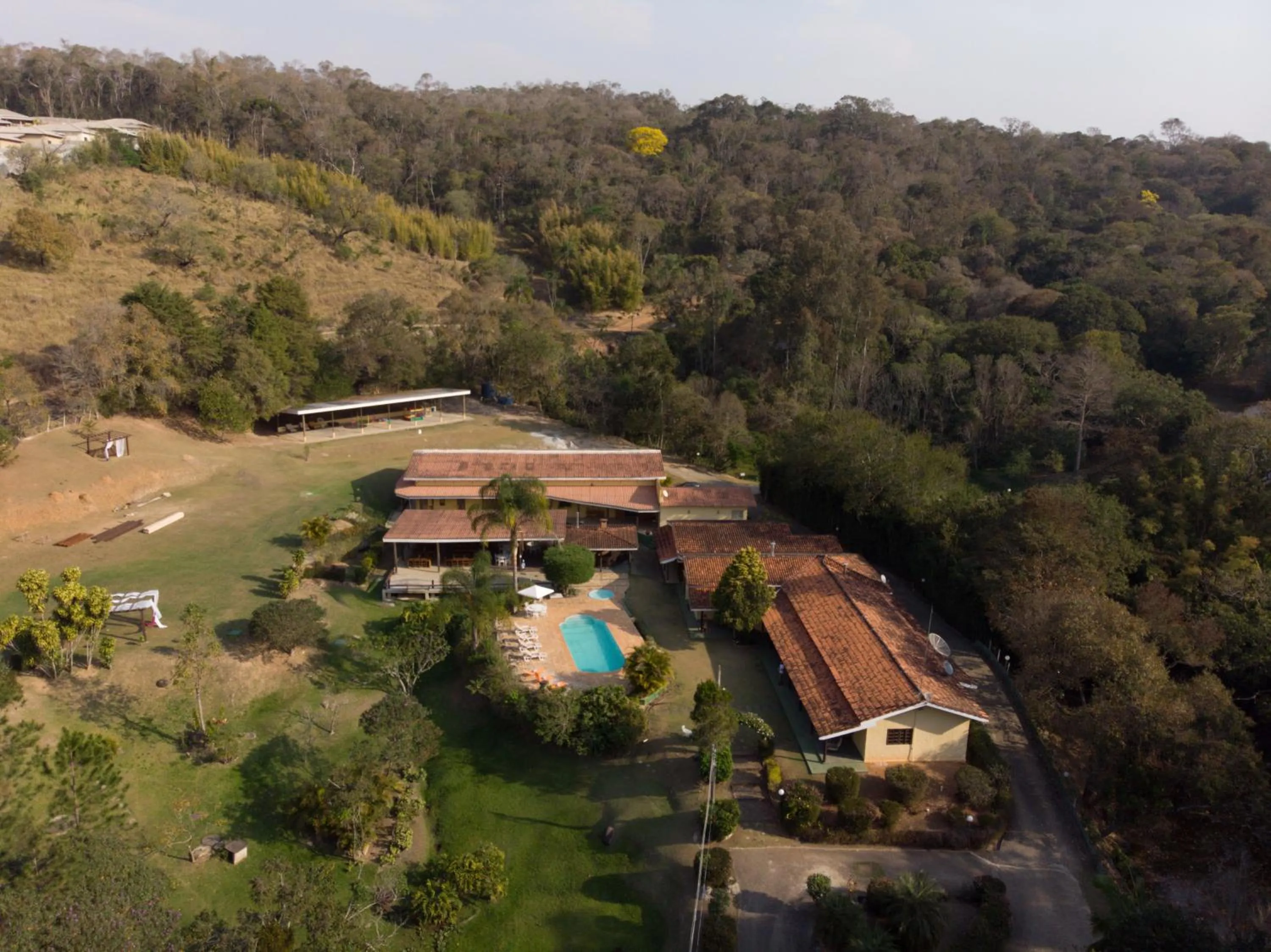 Property building in Pousada Realeza Atibaia