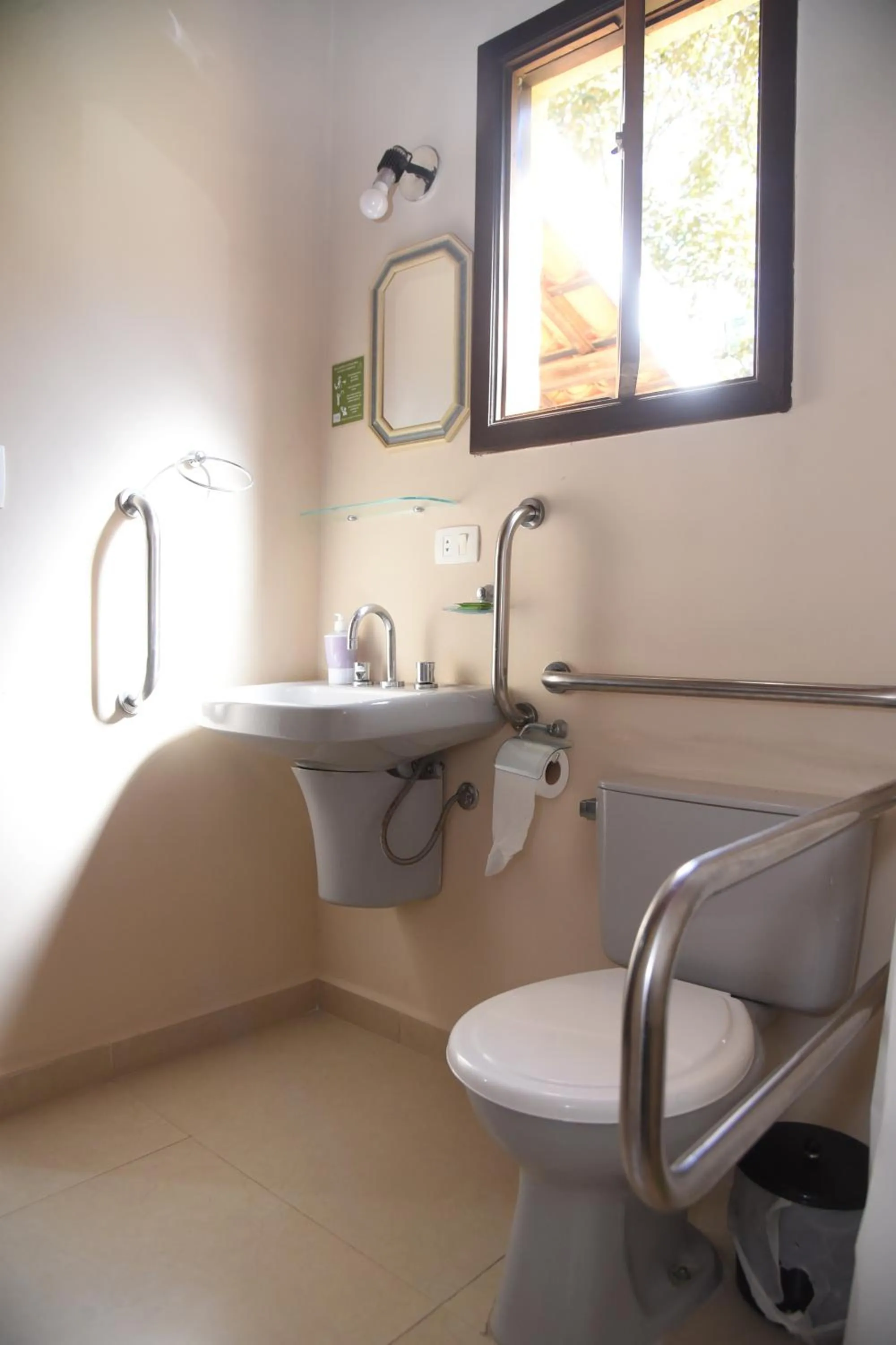 Toilet in Pousada Realeza Atibaia