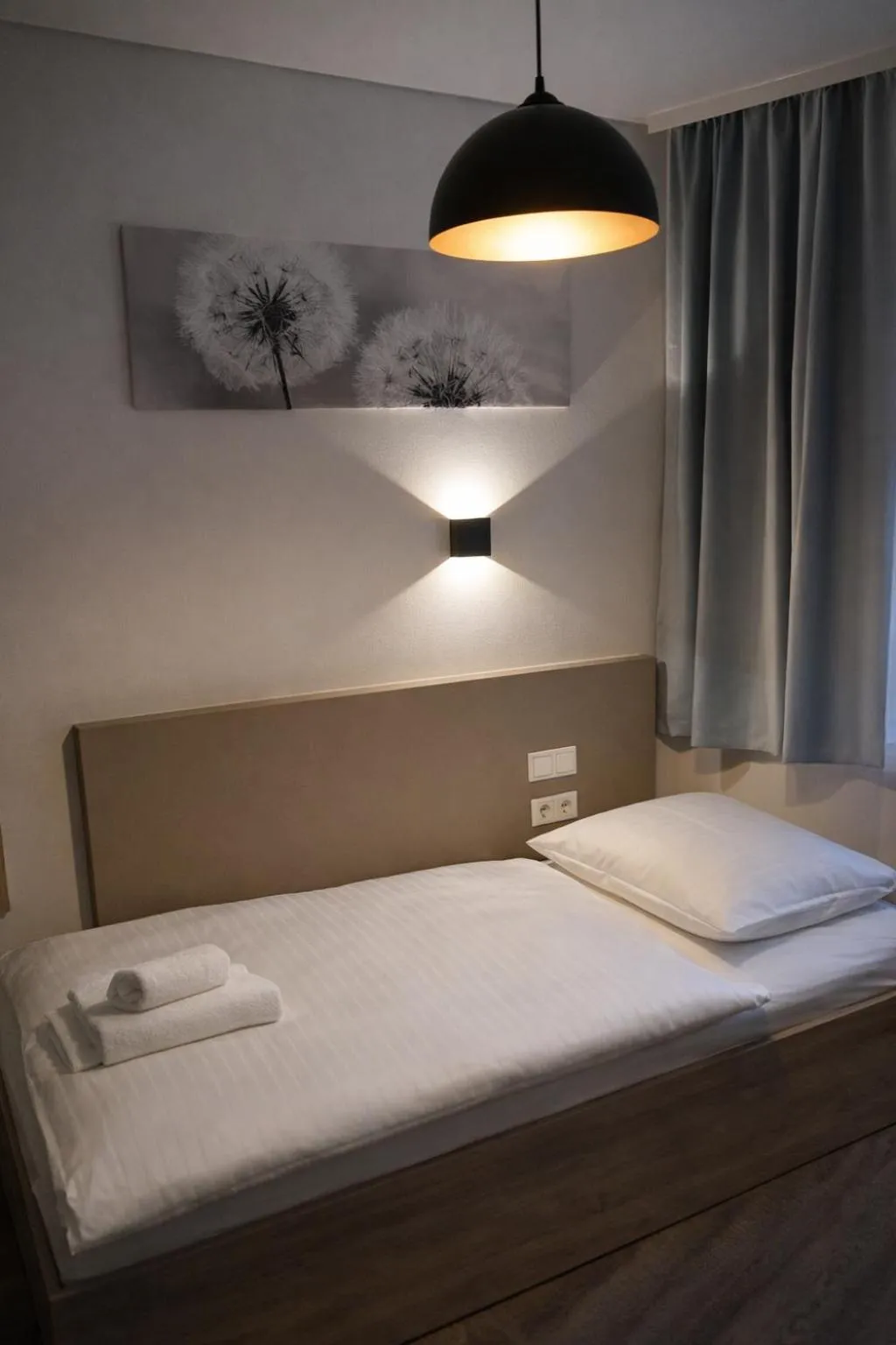 Photo of the whole room, Bed in Hotel Central City Hbf Nürnberg Garni