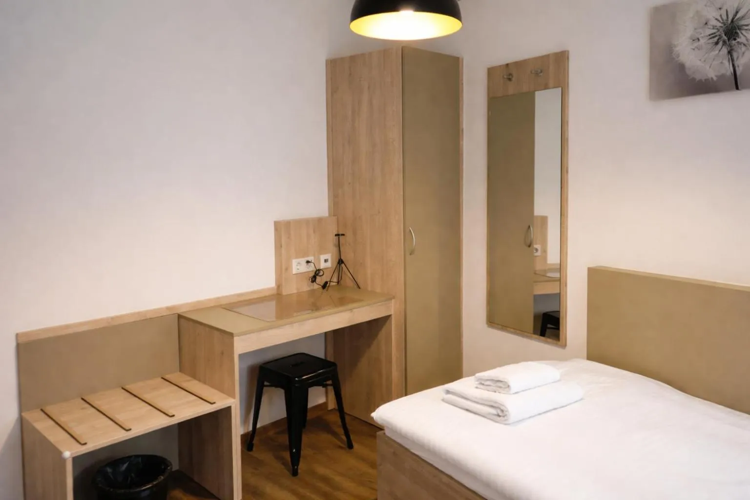 Photo of the whole room, Bed in Hotel Central City Hbf Nürnberg Garni