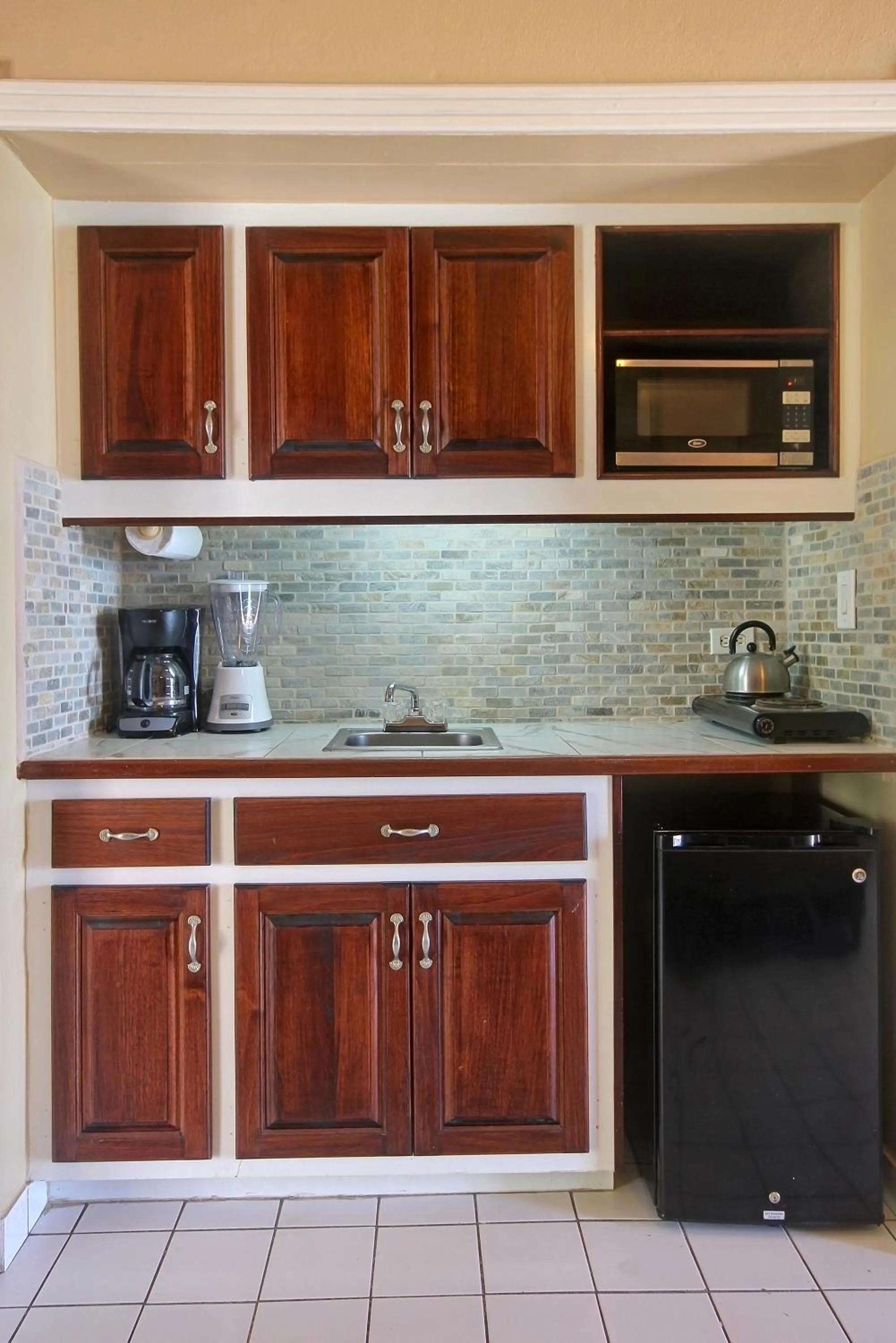 Kitchen or kitchenette in Mary's Boon Beach Resort & Spa